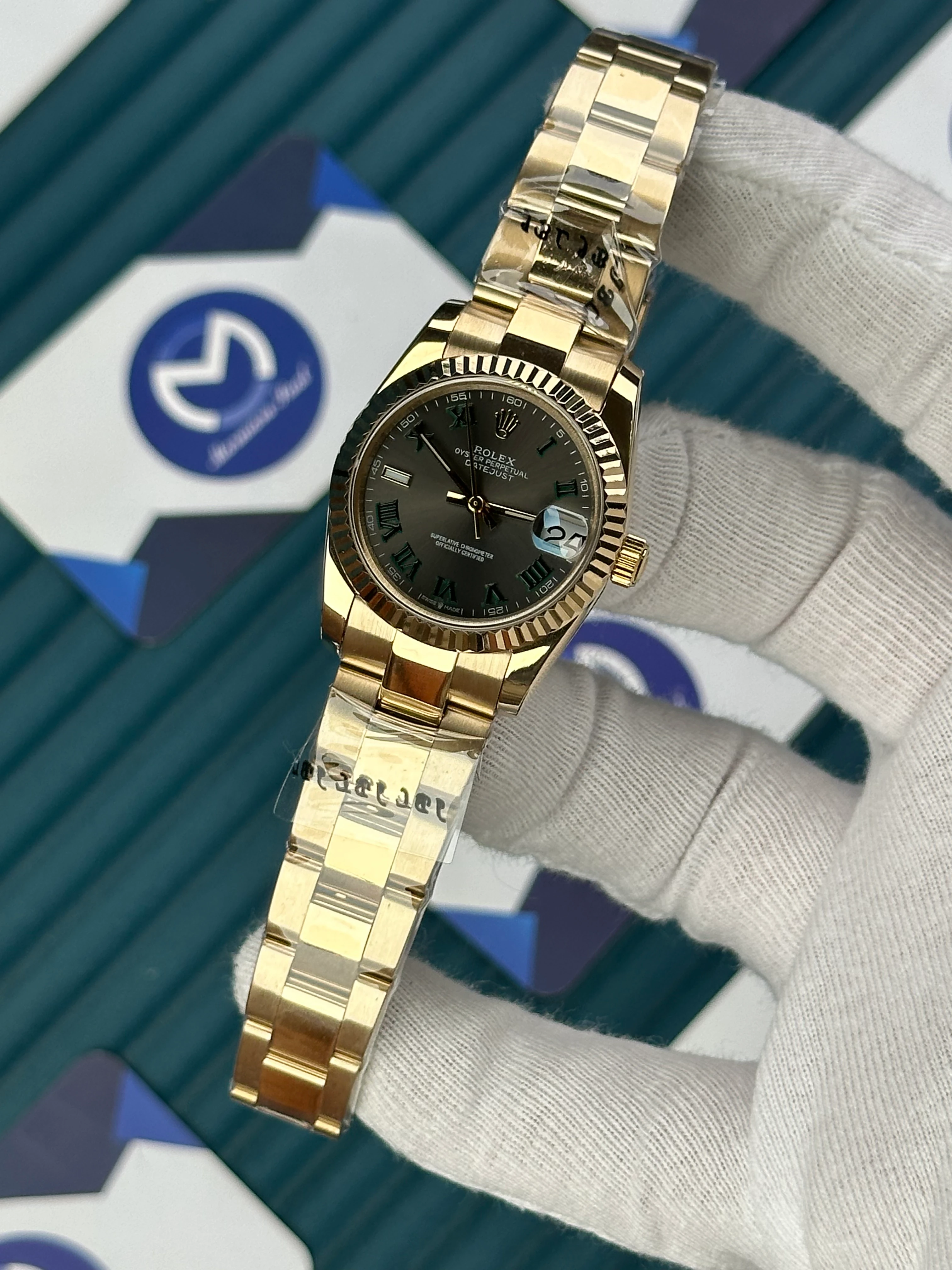ROLEX 31 MM DATEJUST WIMBLEDON GOLD OYSTER 