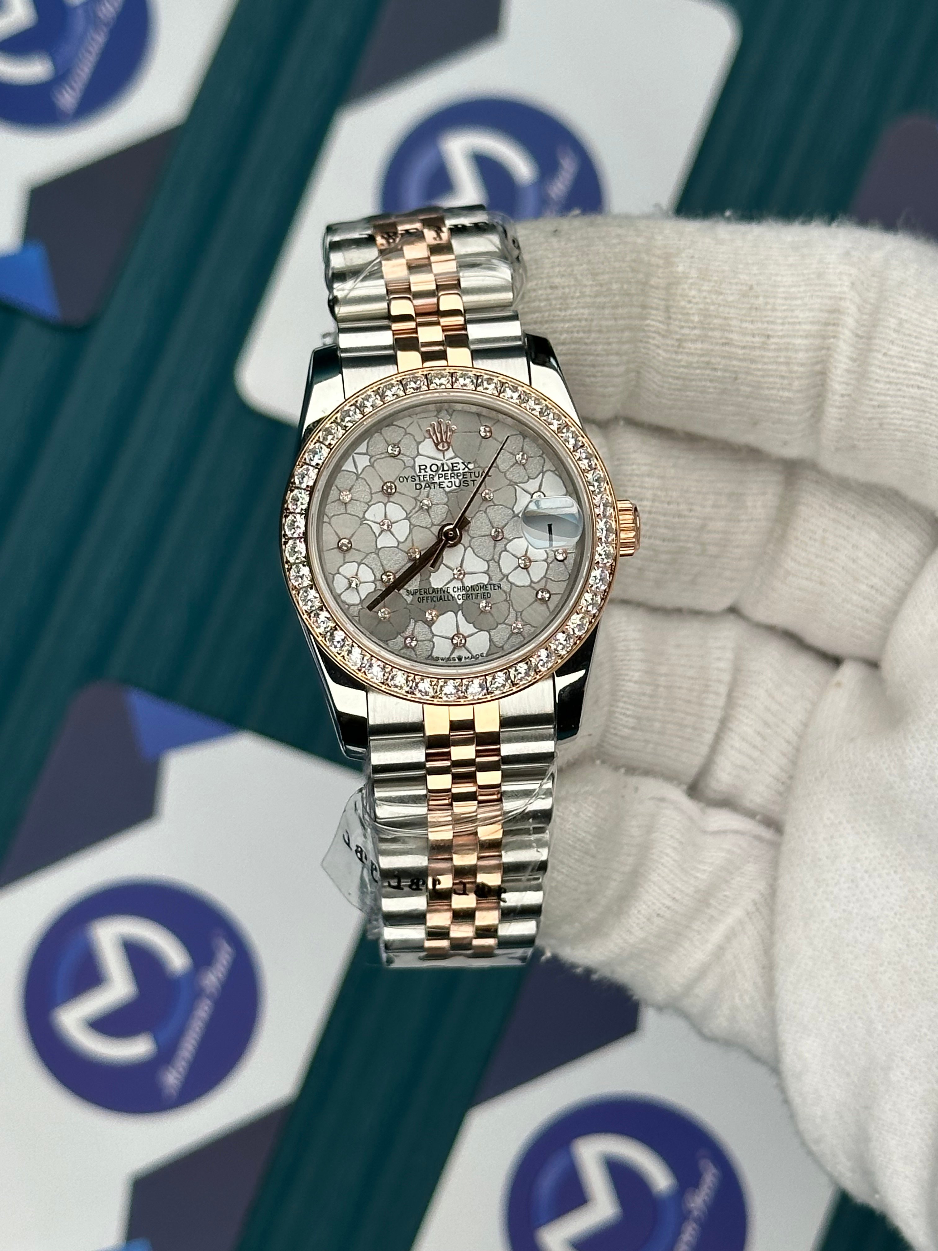 ROLEX 31 BEYAZ ÇİÇEK DESENLİ ROSE-SILVER JUBILEE