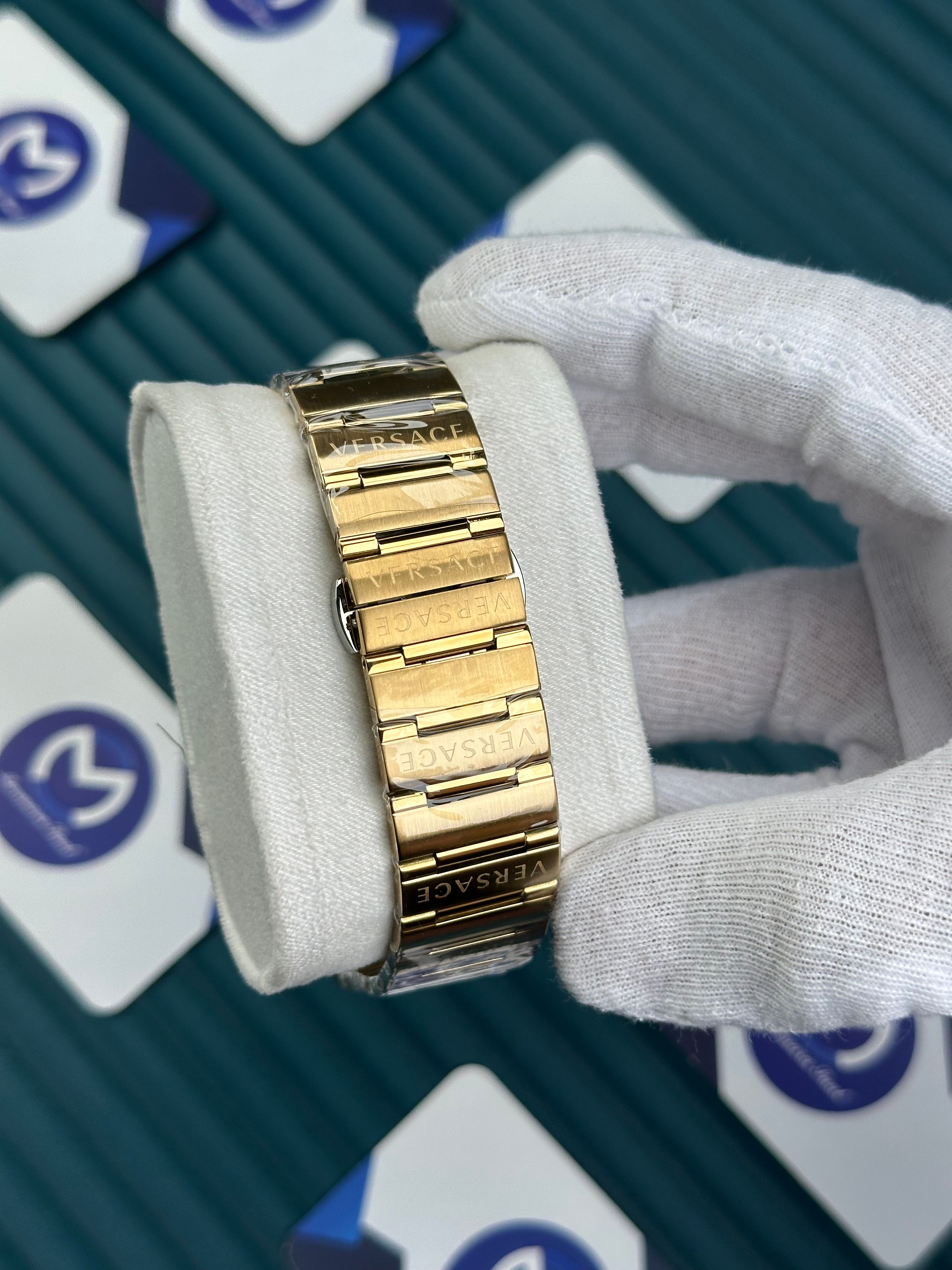 VERSACE BLUE DIAL SECOND CHRONOGRAPH GOLD