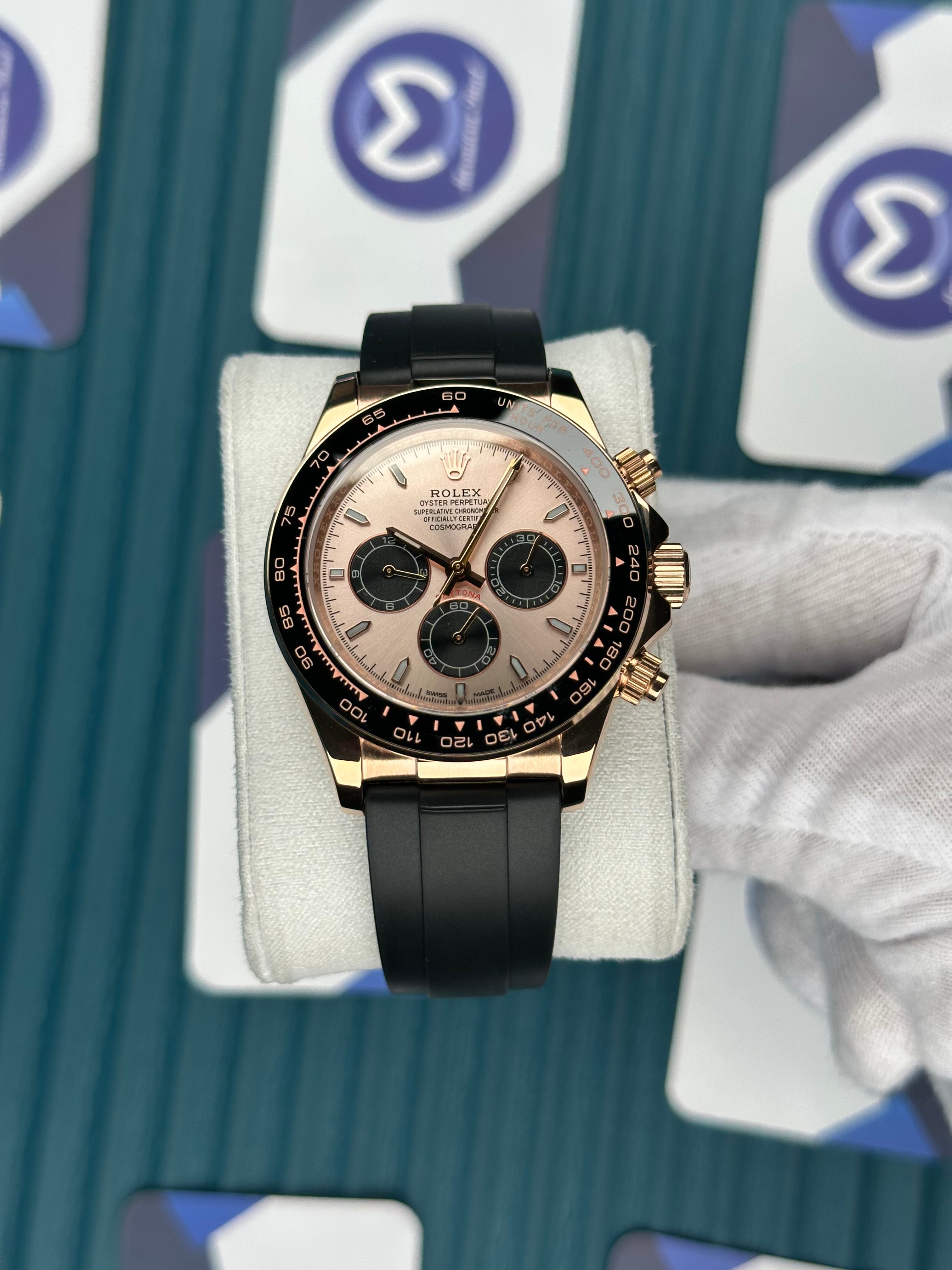ROLEX DAYTONA ROSE DIAL ROSE CASE OYSTERFLEX
