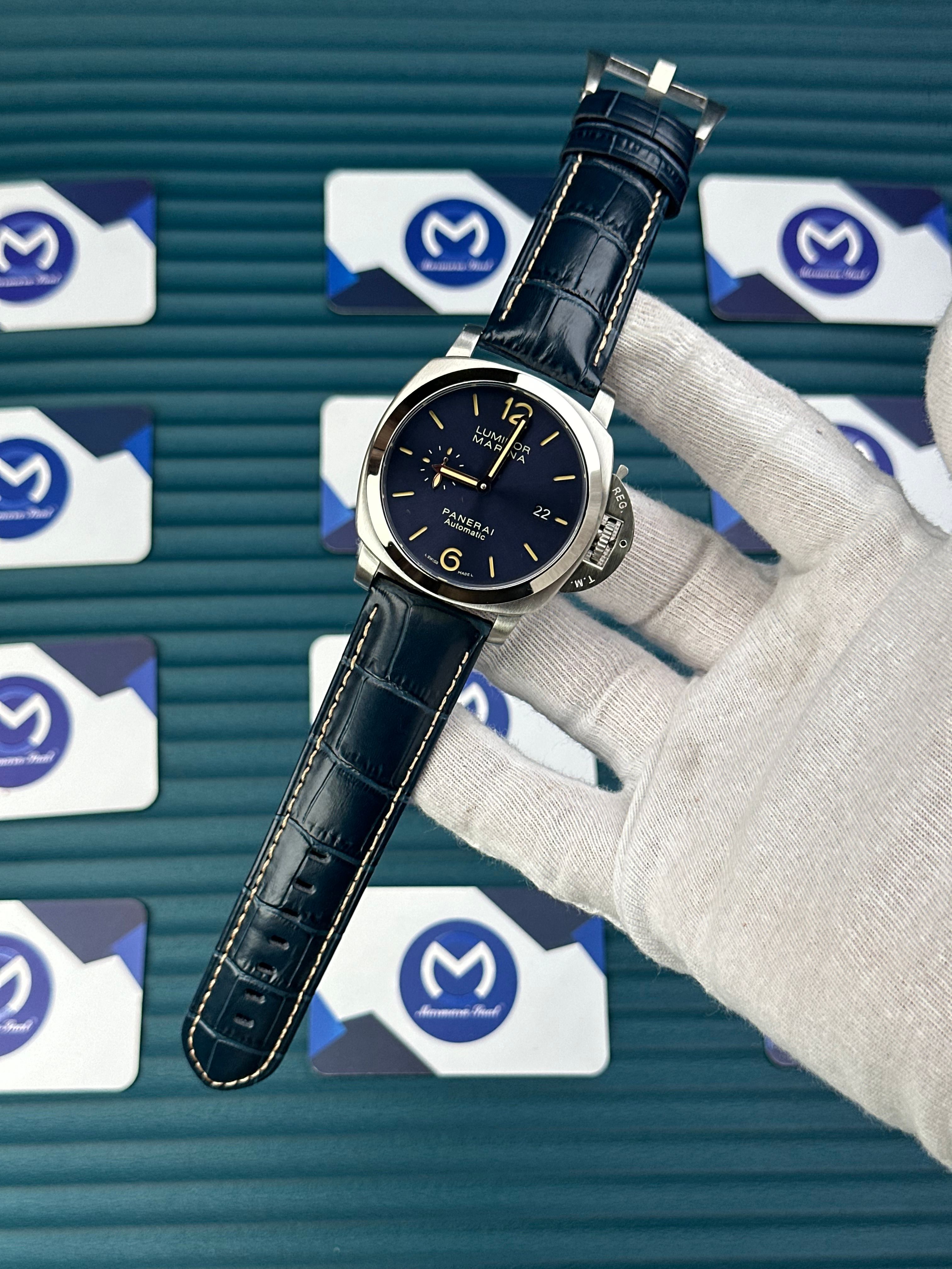 LUMINOR MARINA PANERAI SILVER CASE BLUE DIAL NAVY BLUE LEATHER CORD