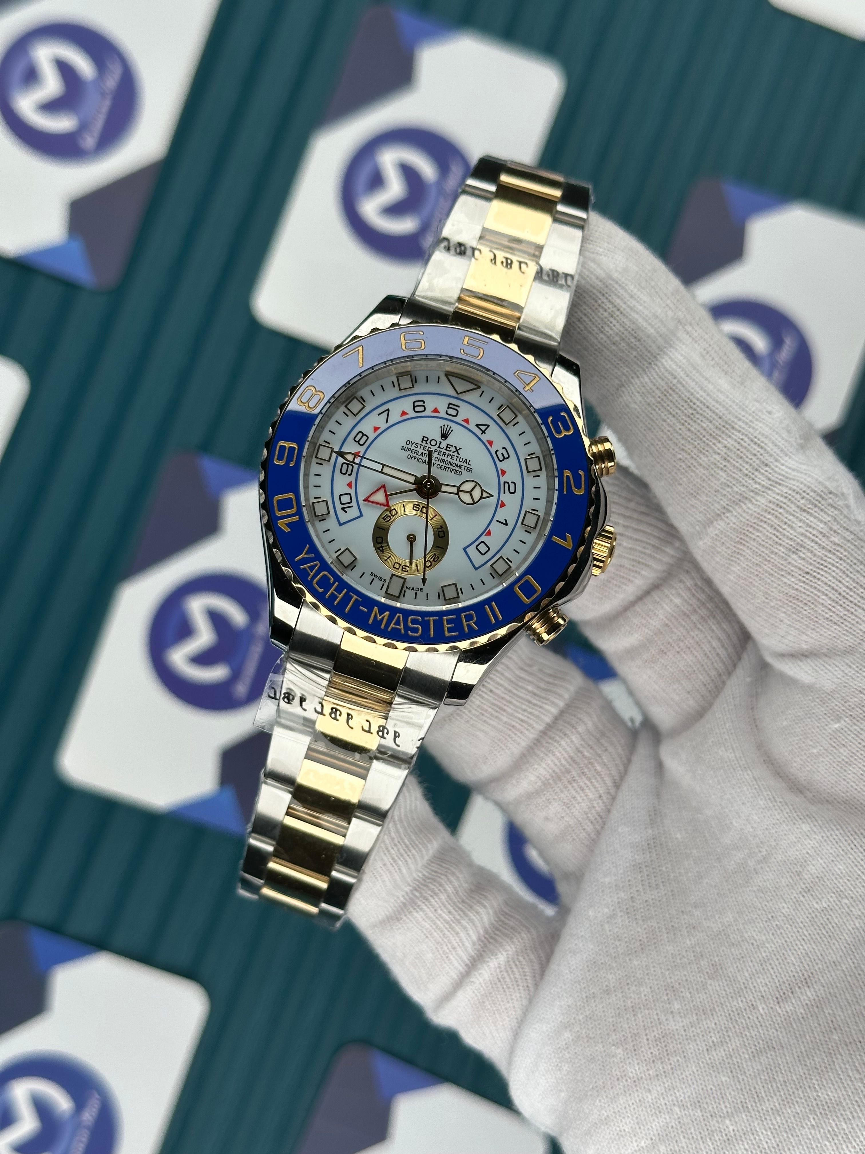 ROLEX YACHT-MASTER WHITE BLUE DIAL GOLD-SILVER OYSTER