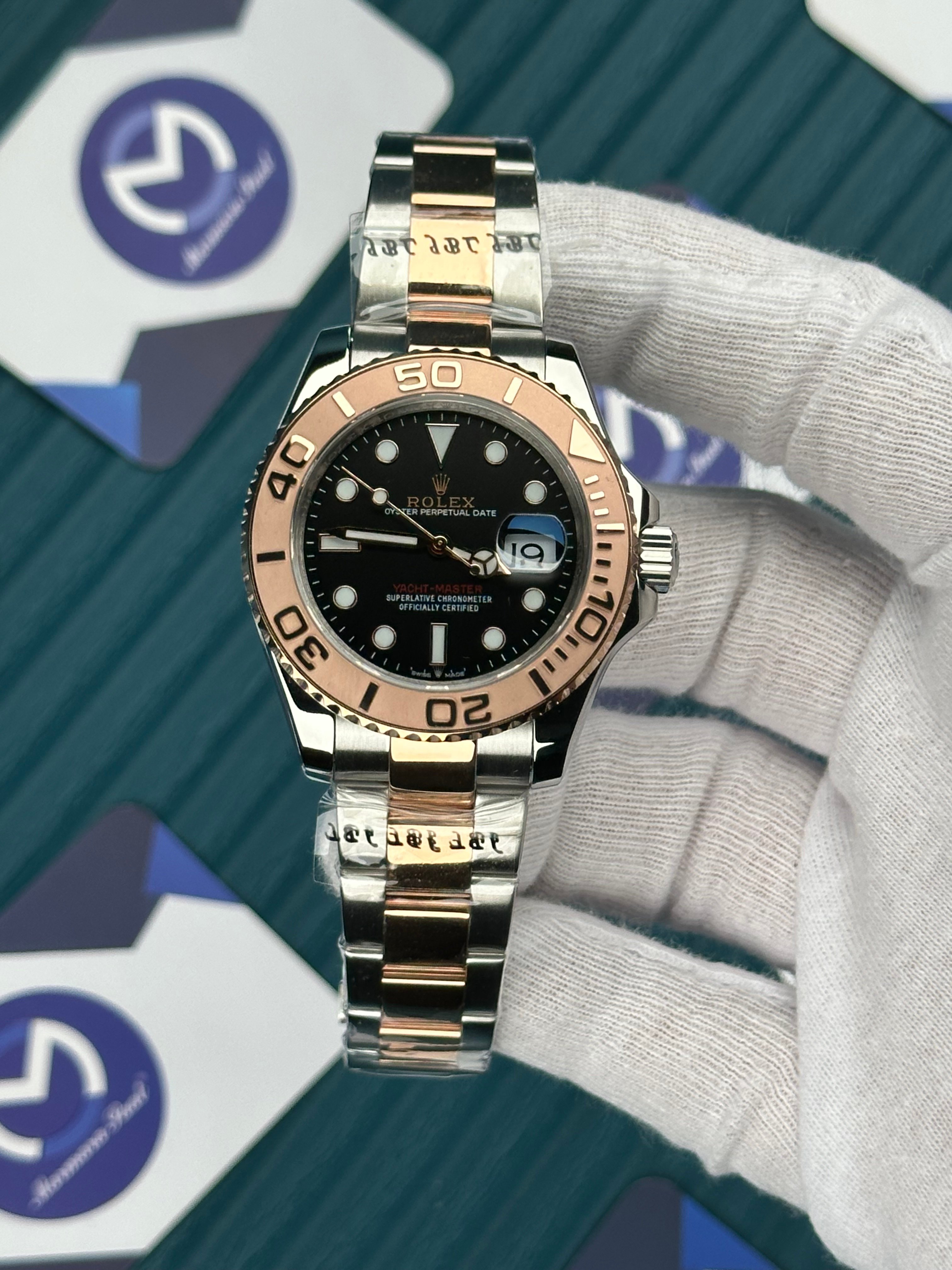 ROLEX YACHT-MASTER BLACK DIAL ROSE BEZEL ROSE-SILVER OYSTER