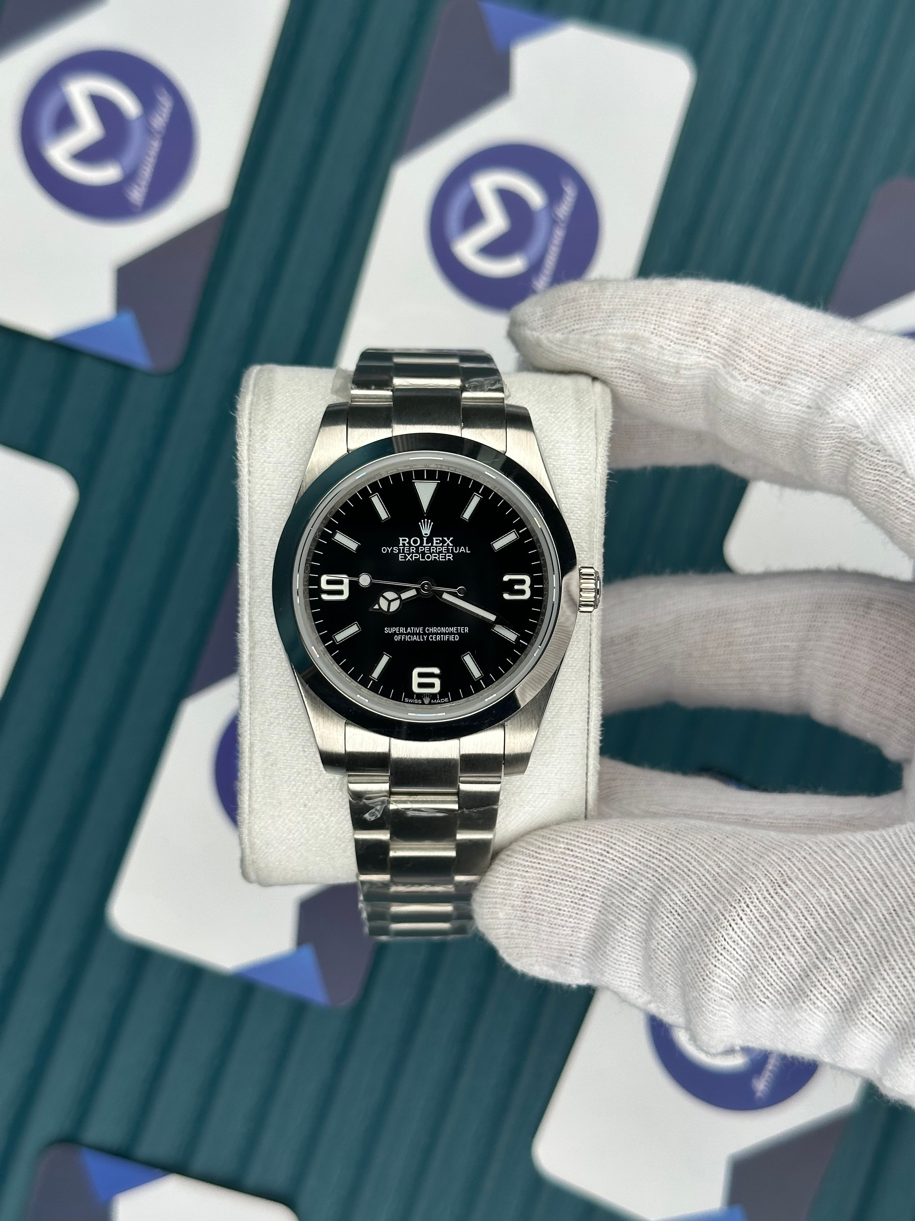 ROLEX EXPLORER BLACK DIAL