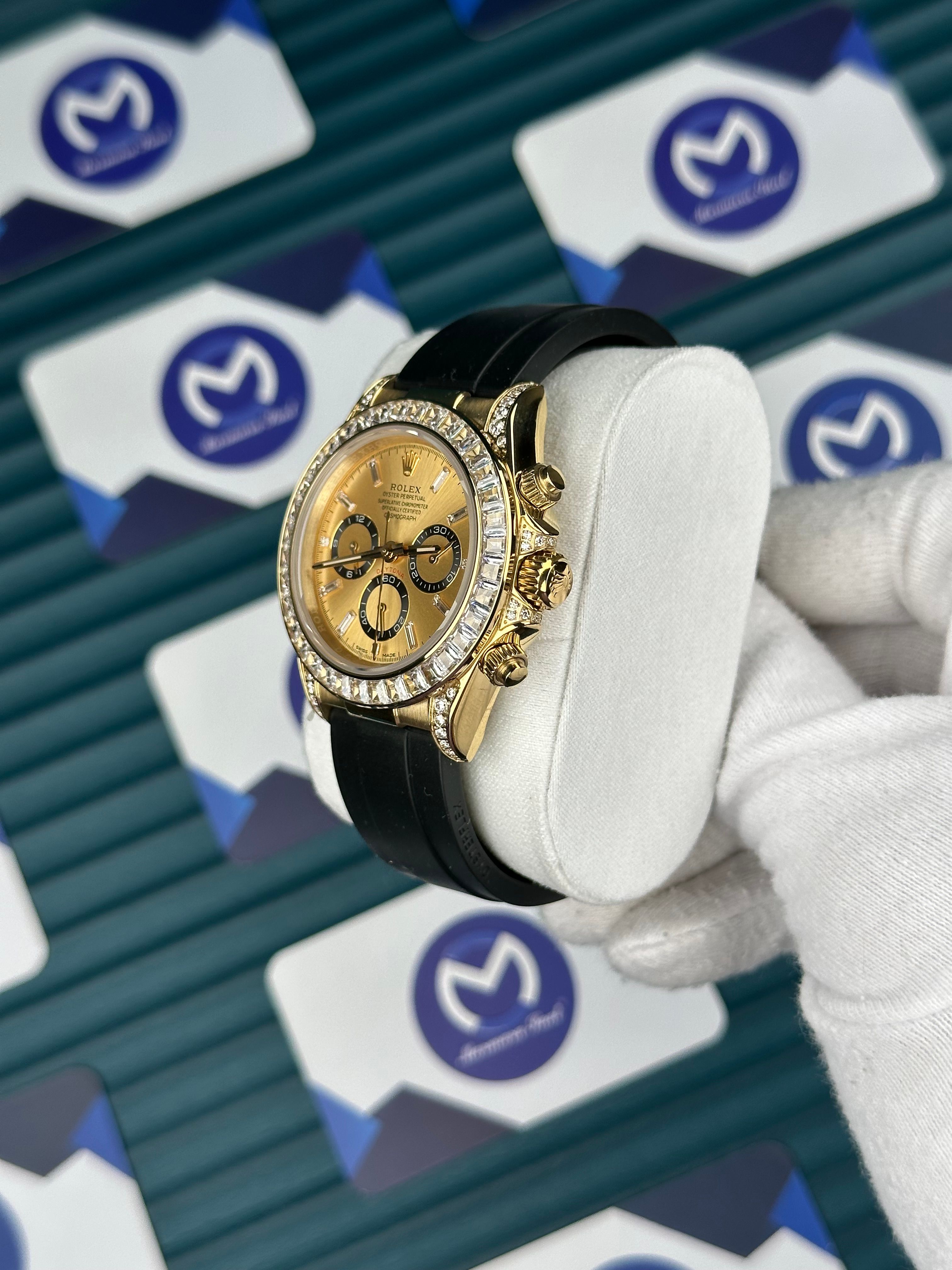 Rolex Daytona Gold Kadran Pırlanta Taşlı Bezel Oysterflex