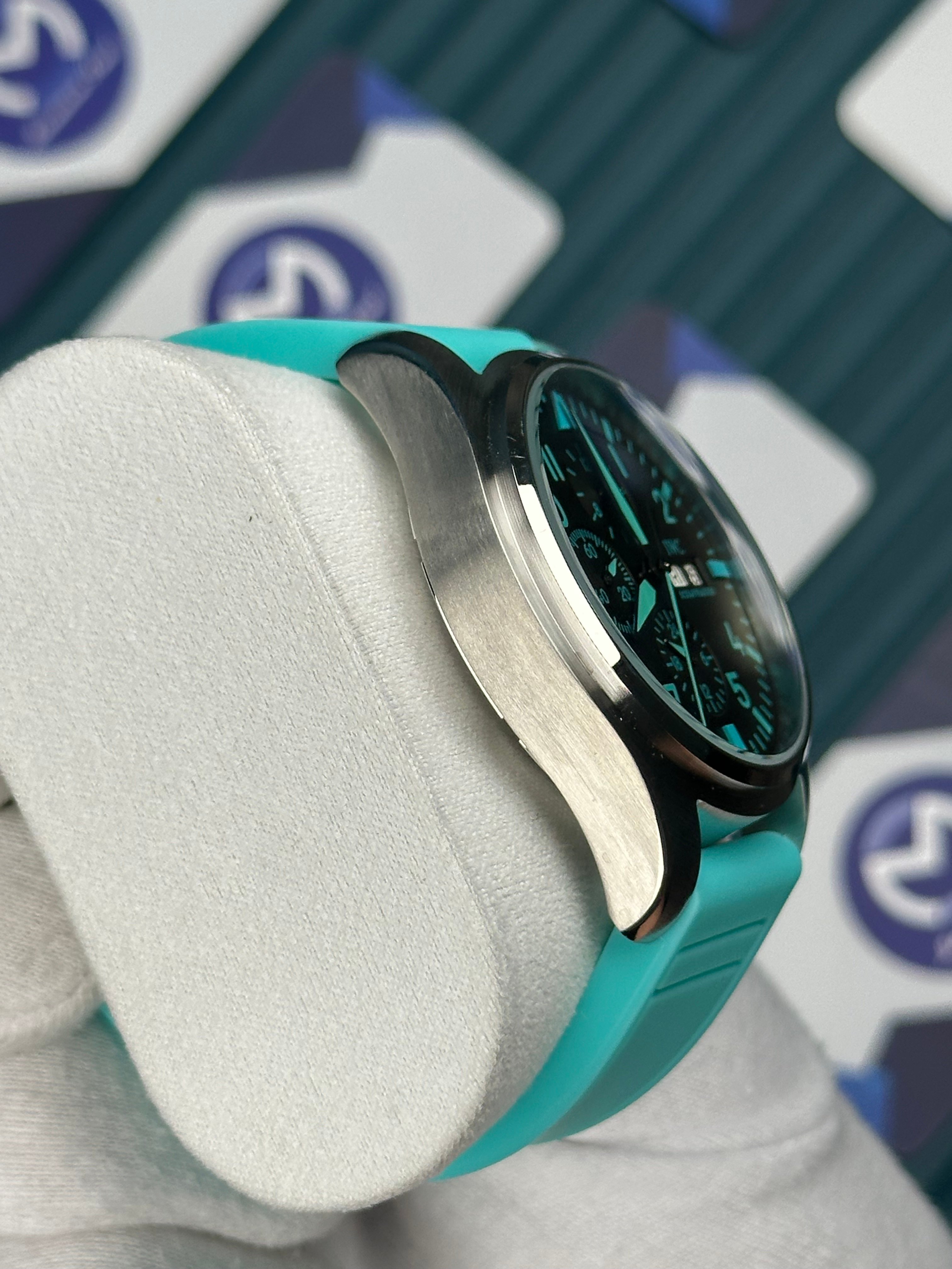 IWC MERCEDES AMG KAUÇUK TURKUAZ KORDON