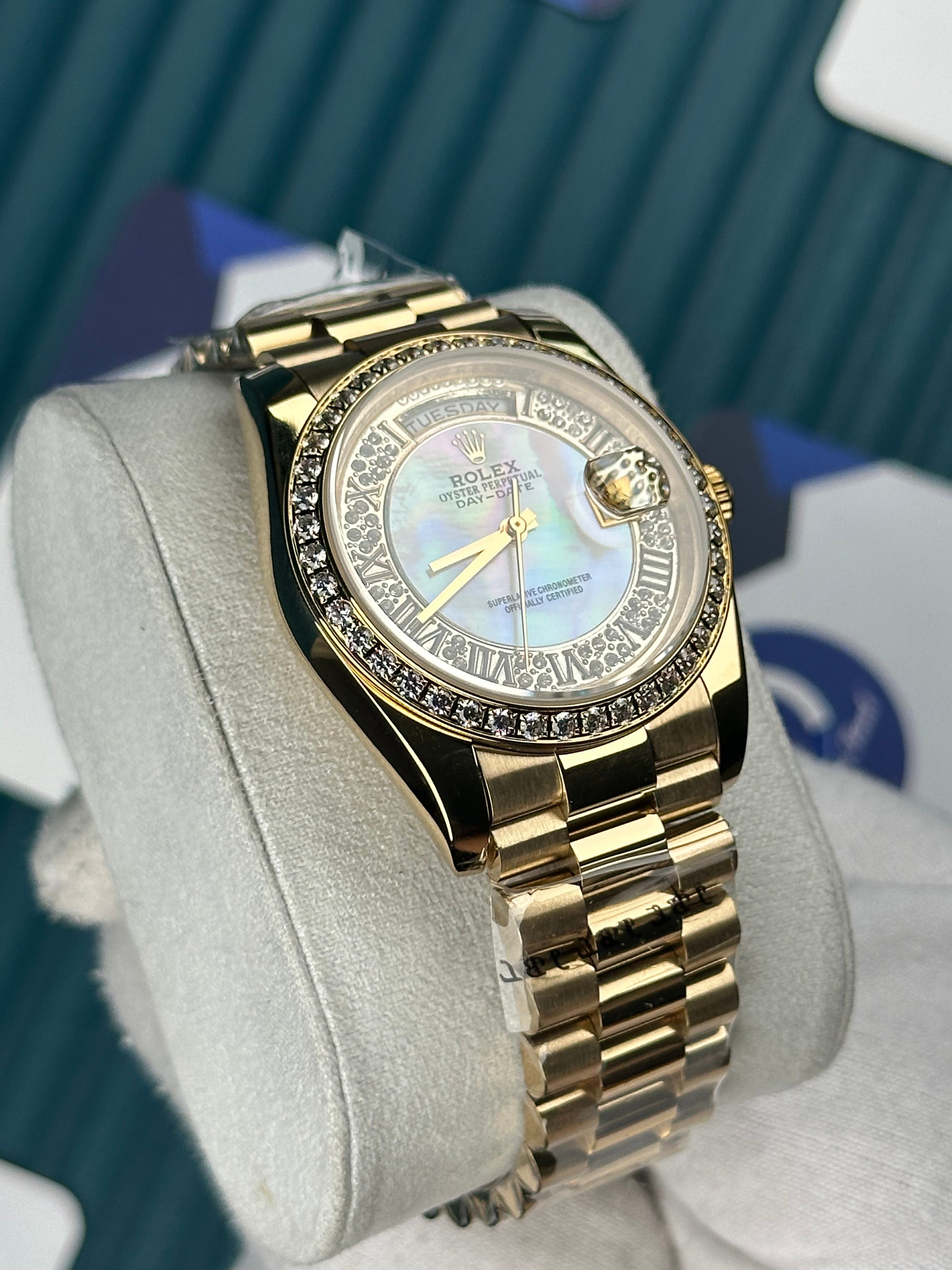ROLEX 36 DAYDATE SEDEFLİ BEYAZ ROMA INDEX PIRLANTA GOLD PRESIDENT