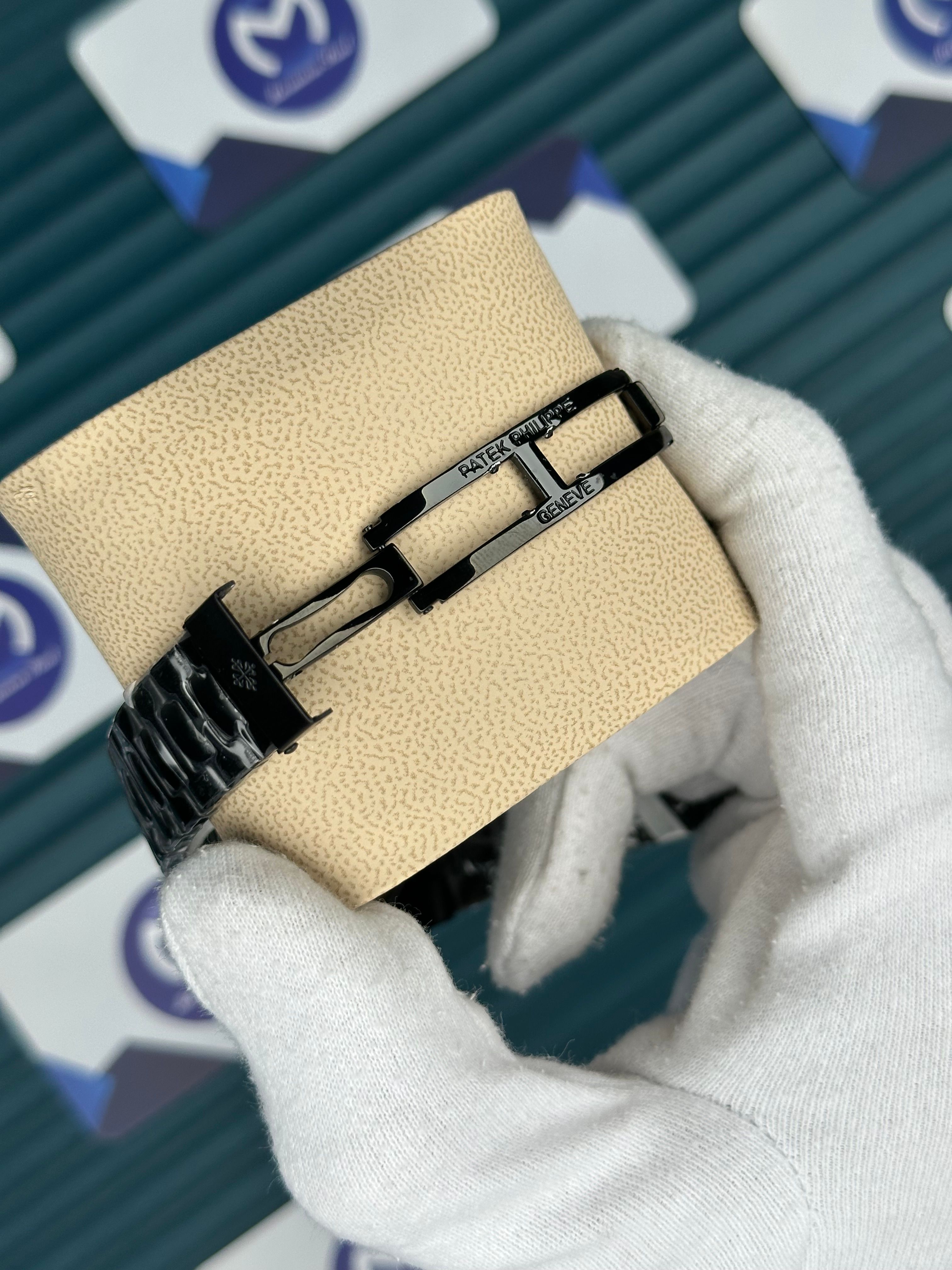 Patek Philippe Siyah Kordon Gri Kadran Kırmızı İndeks