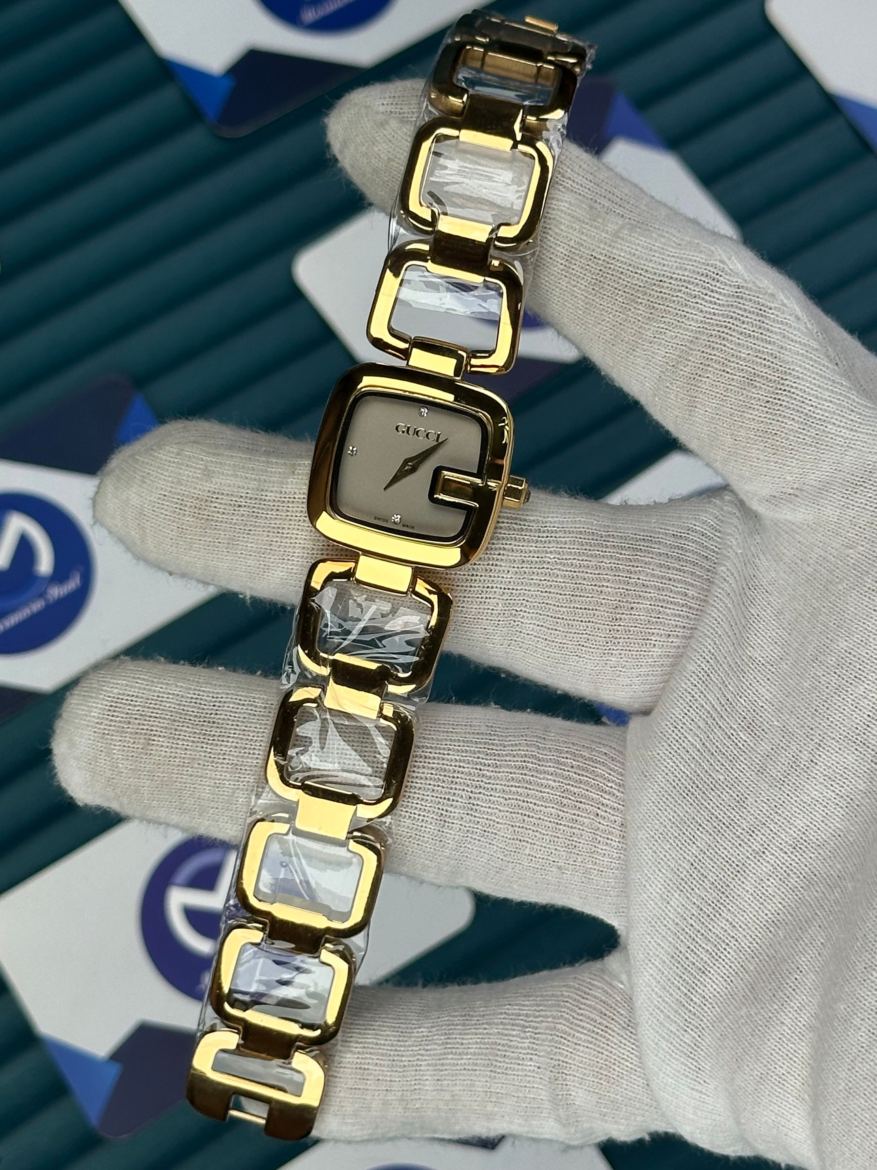 GUCCI WOMAN RING BRACELET WHITE DIAL DIAMOND INDEX GOLD CORD