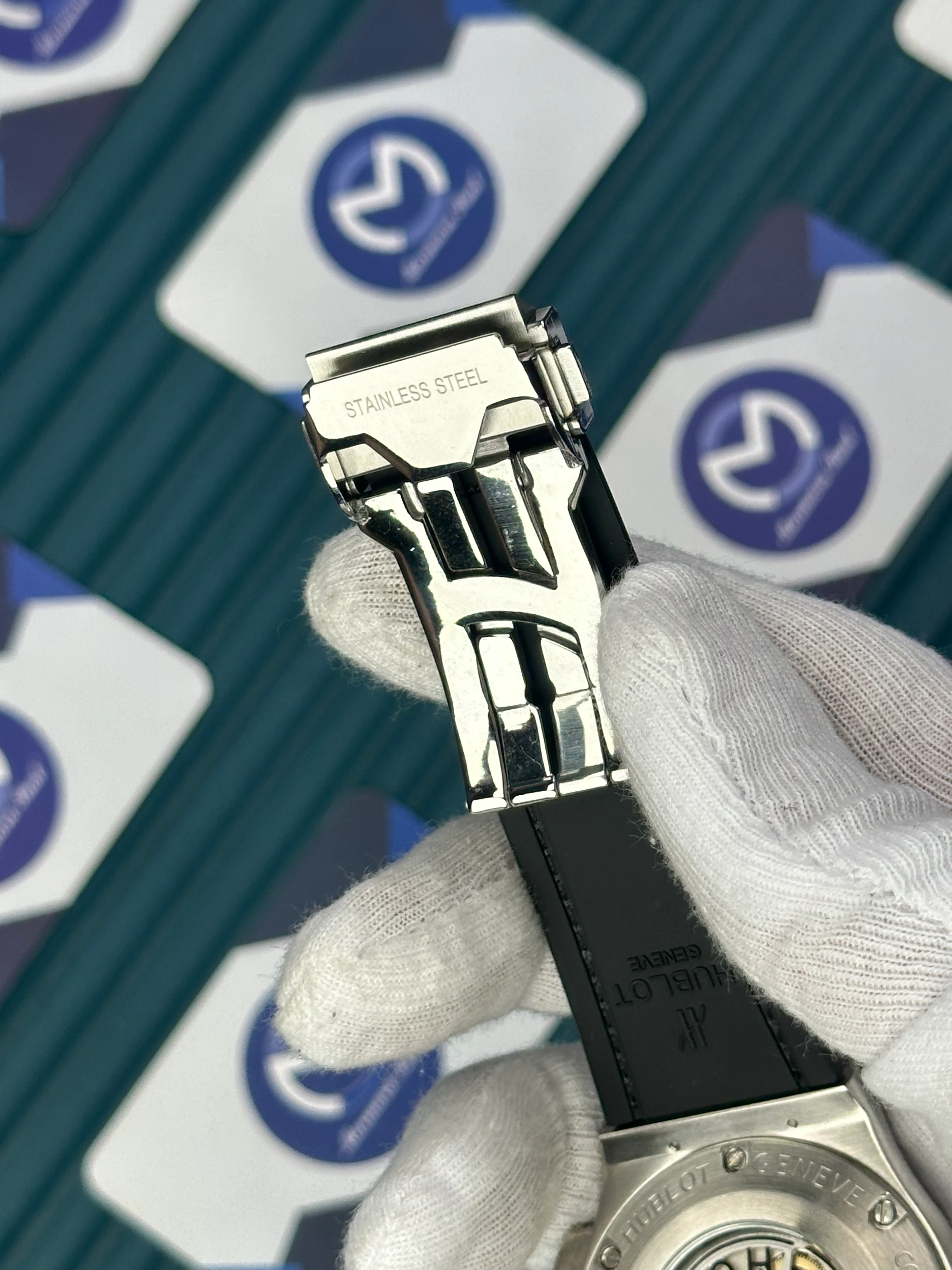 HUBLOT AUTOMATIC BLUE CHRONOGRAPH DIAL DIAMOND BEZEL SILVER CASE BLUE LEATHER CORD 