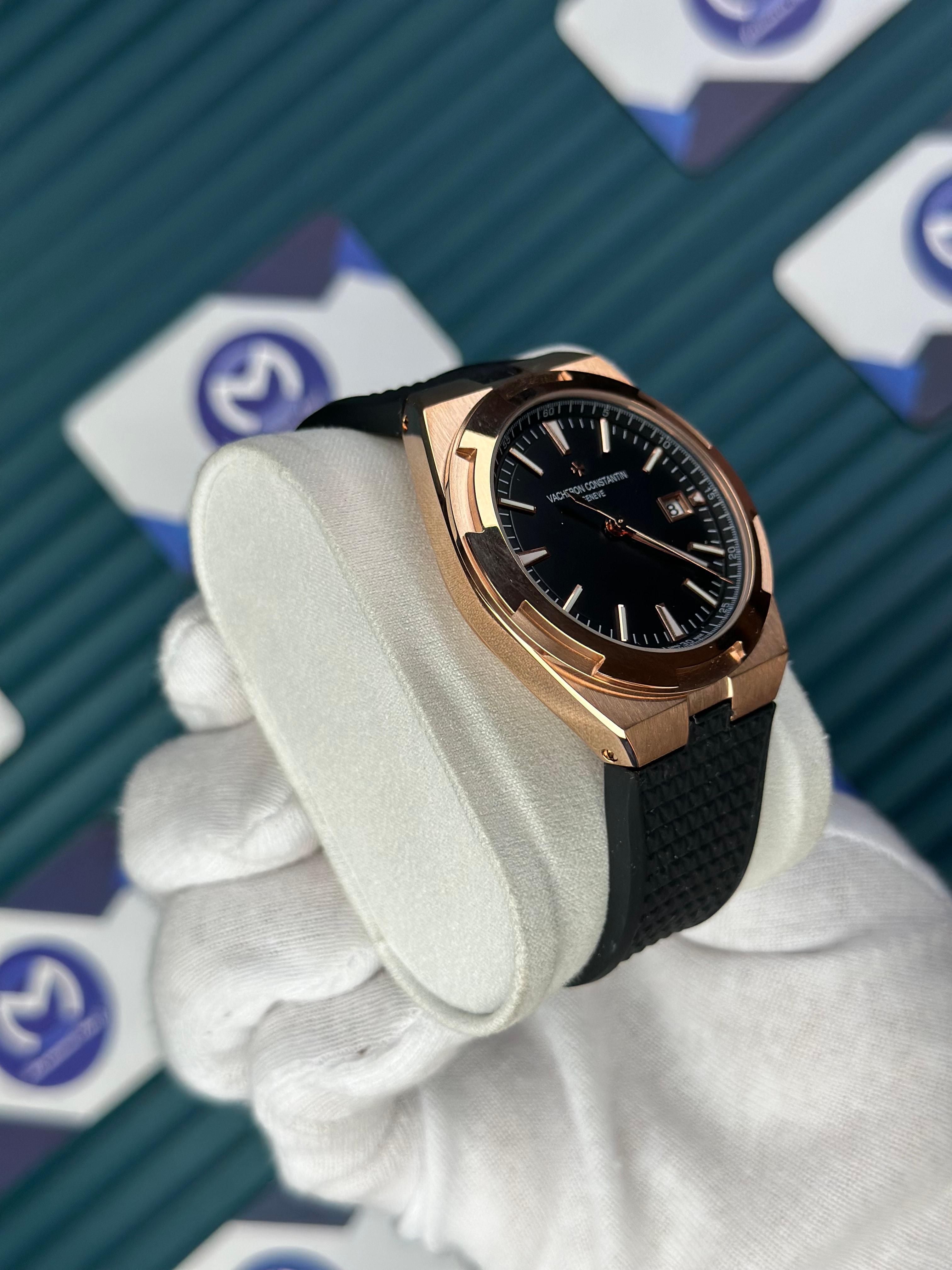 VACHERON CONSTANTIN BLACK DIAL ROSE CASE OVERSEAS BLACK RUBBER 