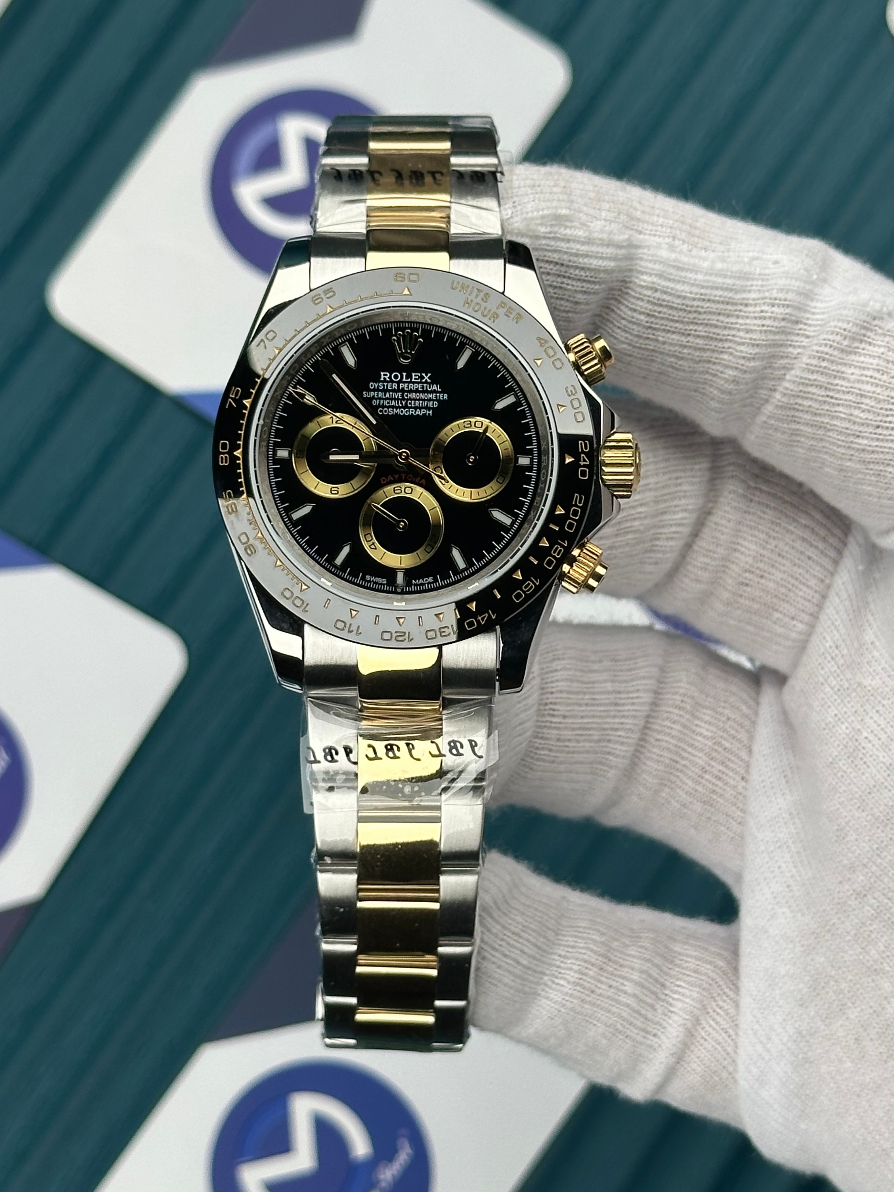 ROLEX DAYTONA BLACK DIAL GOLD-SILVER OYSTER