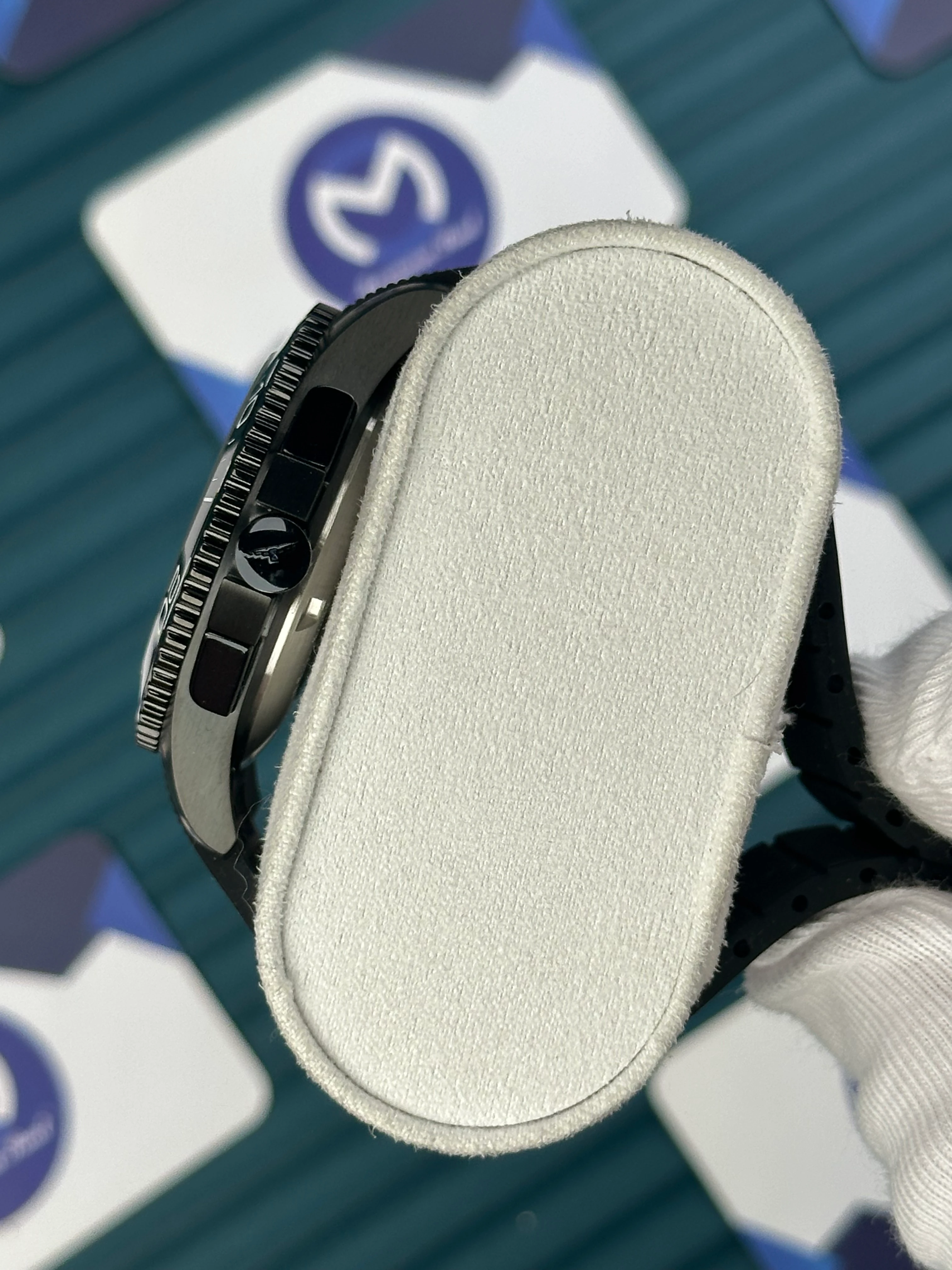 LONGINES HYDROCONQUEST AUTOMATIC BLACK DIAL CHRONOGRAPH BLACK RUBBER 