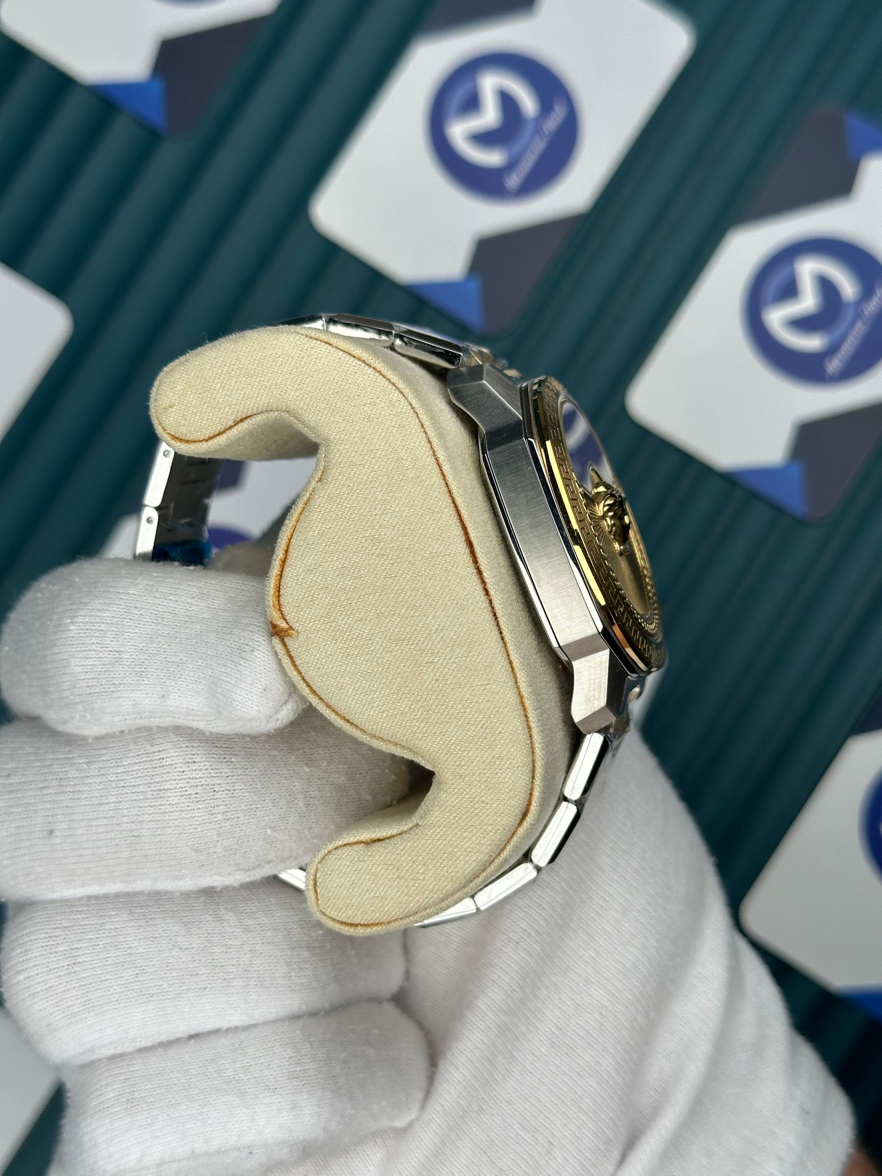 Versace Gold-Silver Yeni Nesil 3D Logolu Siyah Kadran