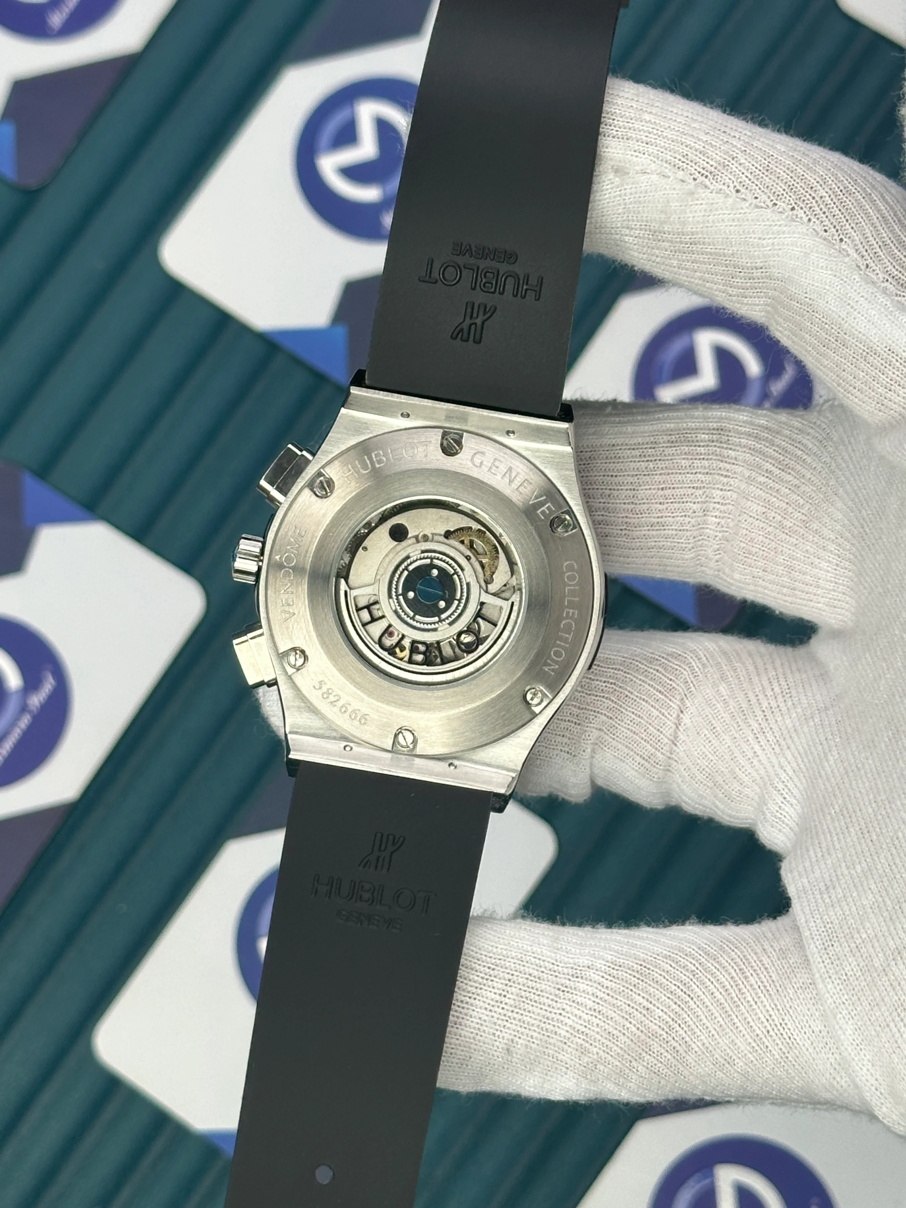 HUBLOT AUTOMATIC BLACK CHRONOGRAPH DIAMOND BEZEL SILVER CASE BLACK RUBBER