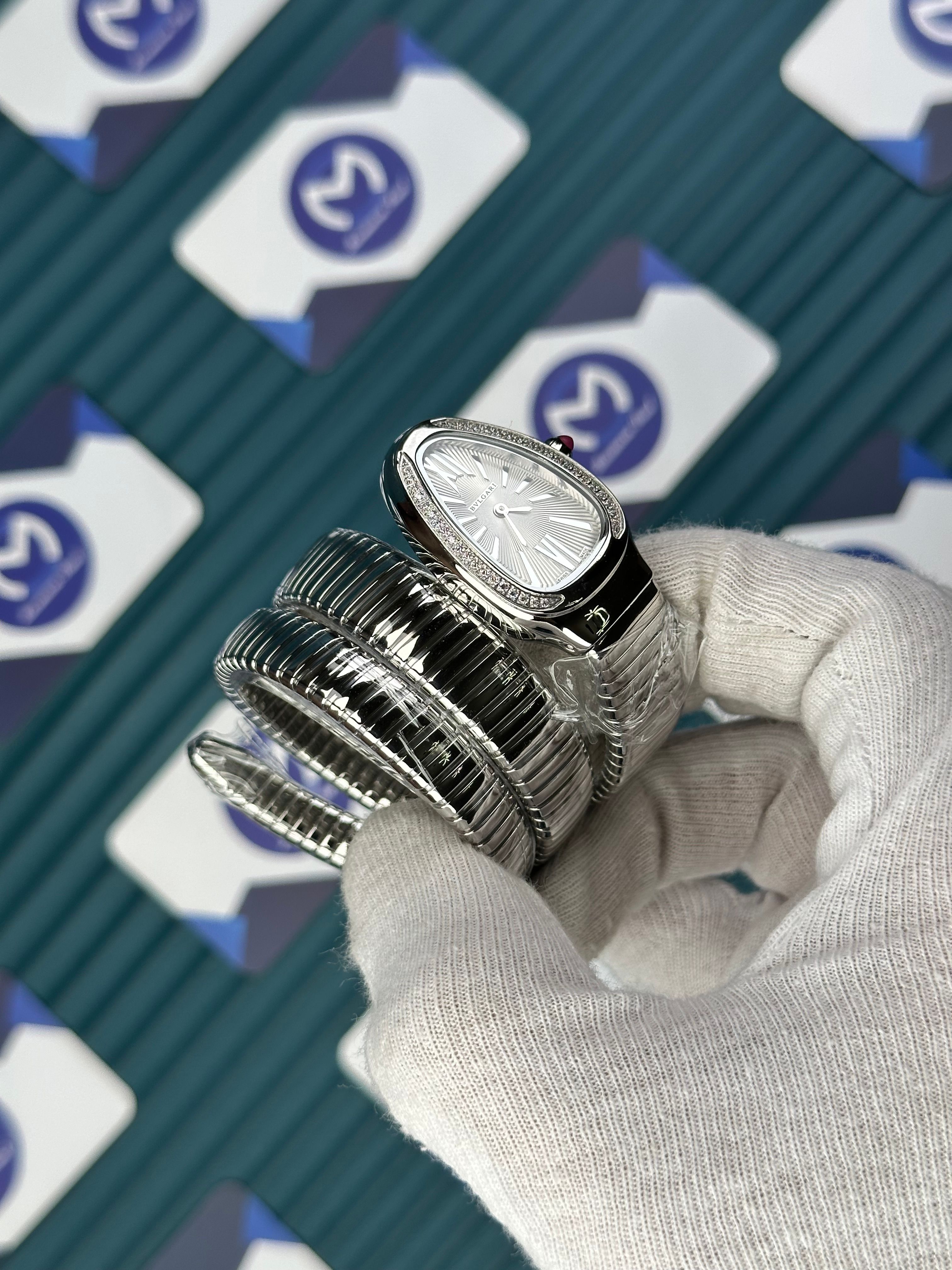 BVLGARI SERPENTI WHITE DIAL DIAMOND BEZEL SILVER LONG TUBOGAS