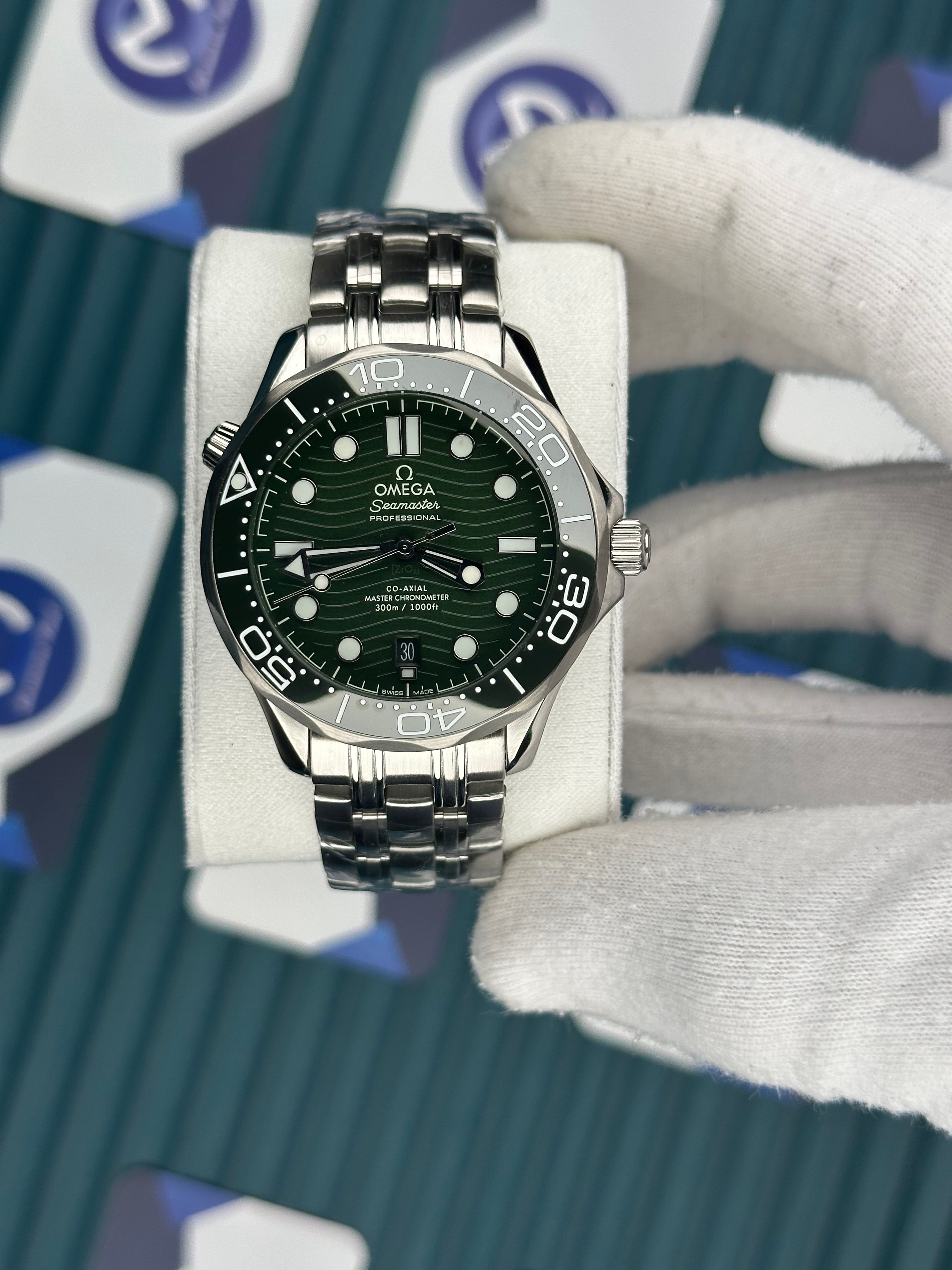 Omega Seamaster Professional Otomatik Yeşil Kadran