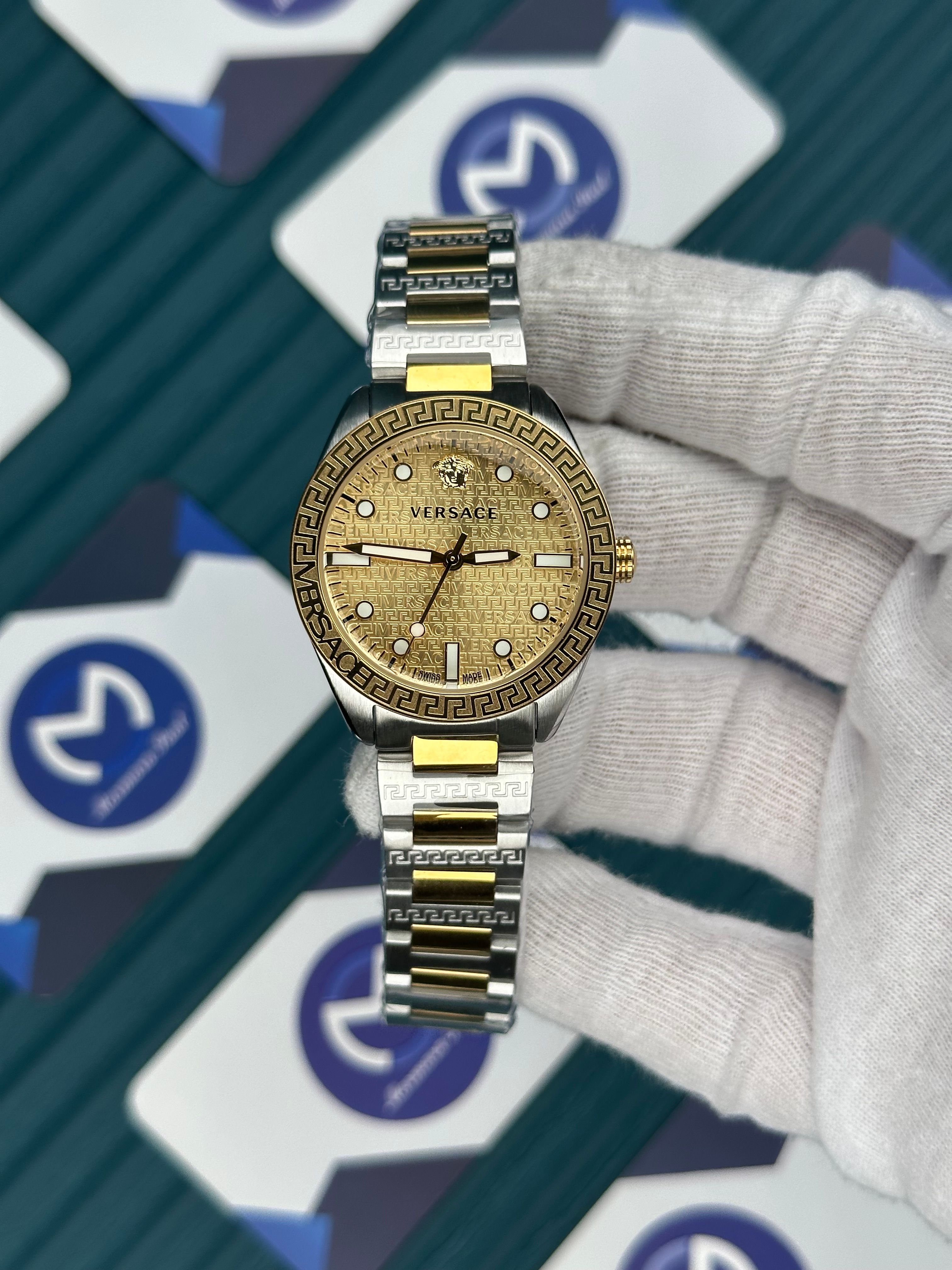 VERSACE 36 GOLD DESENLİ KADRAN GOLD-SILVER KORDON