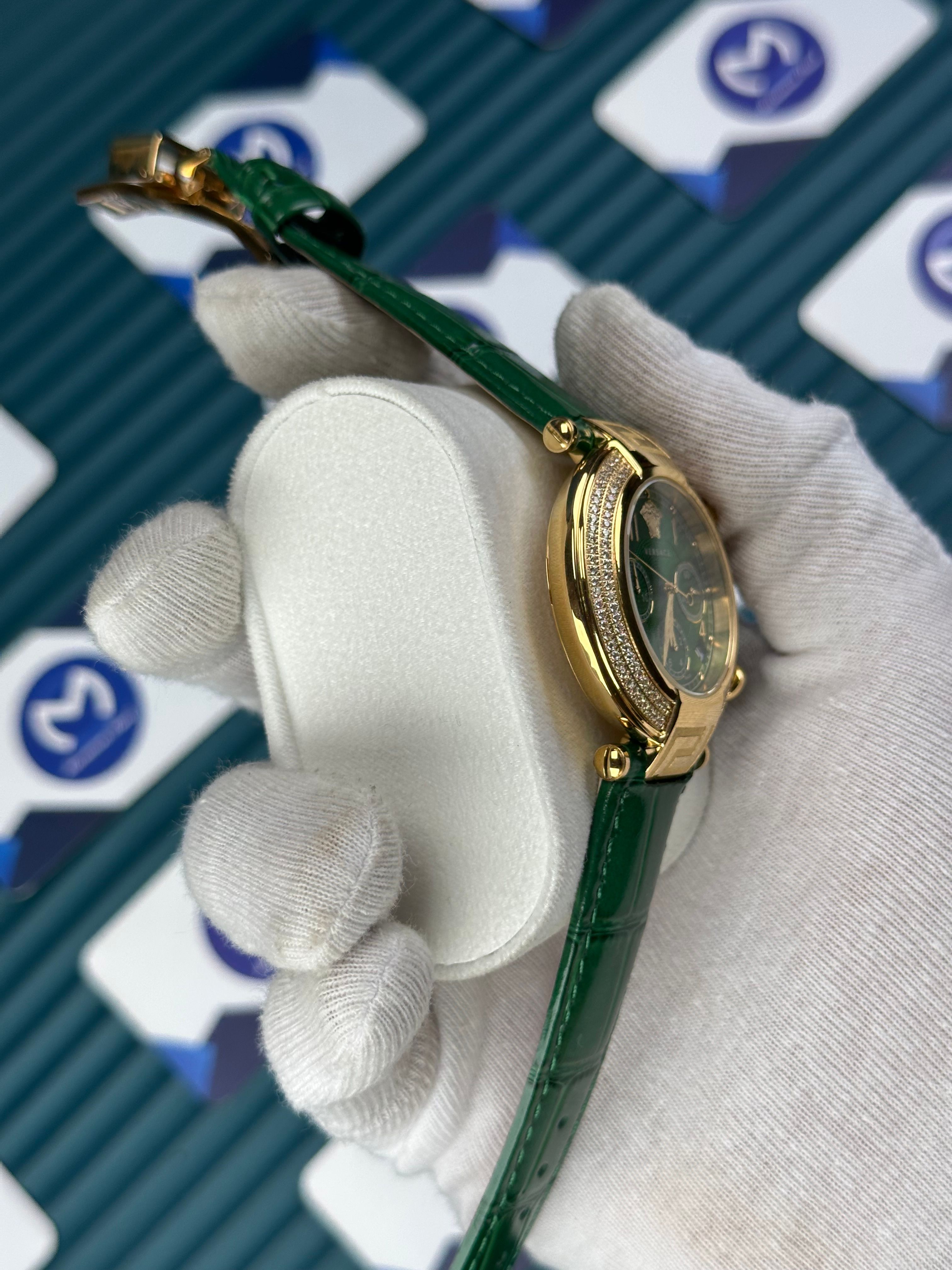 VERSACE 38 GREEN DIAL GOLD CASE DIAMOND BEZEL CHRONOGRAPH GREEN LEATHER CORD