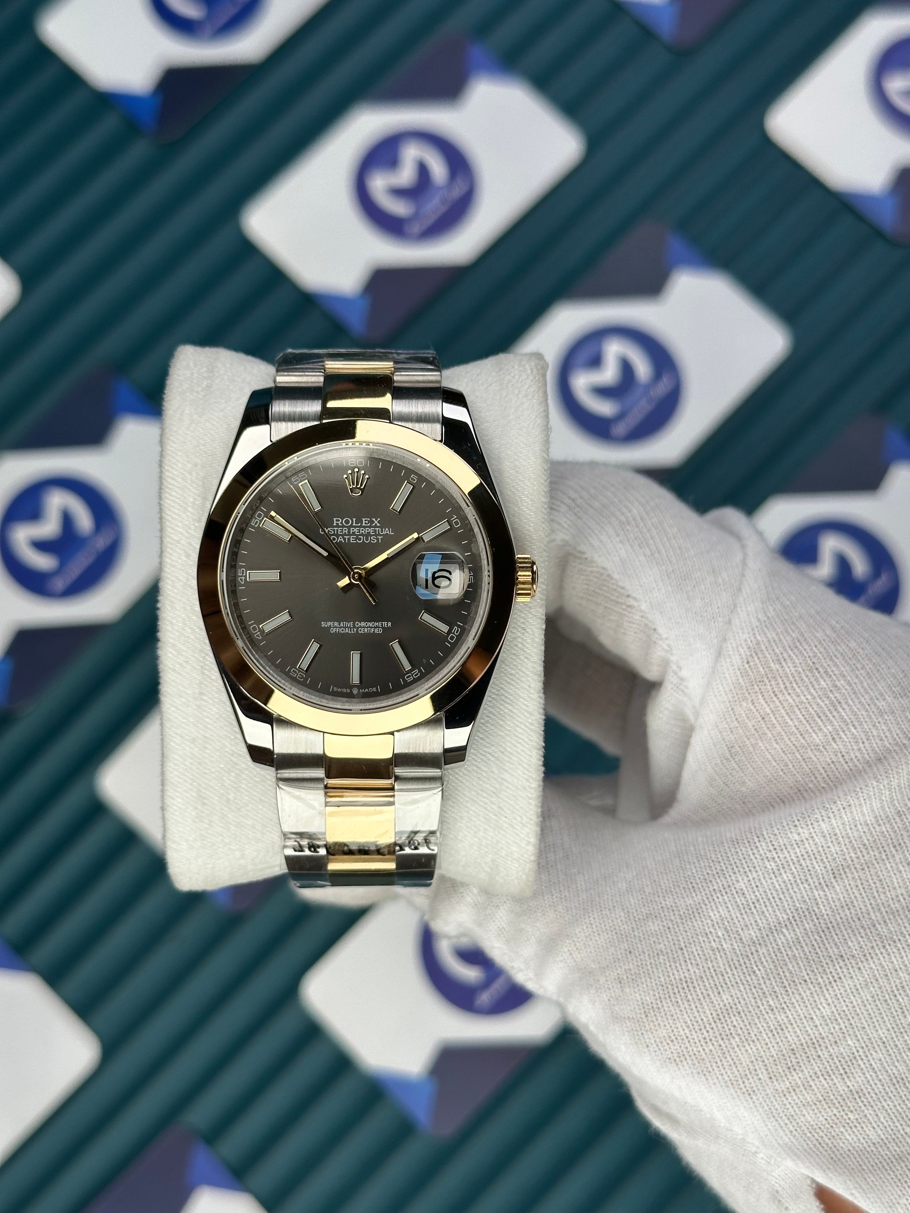 ROLEX DATEJUST GREY DIAL OVAL BEZEL GOLD-SILVER OYSTER