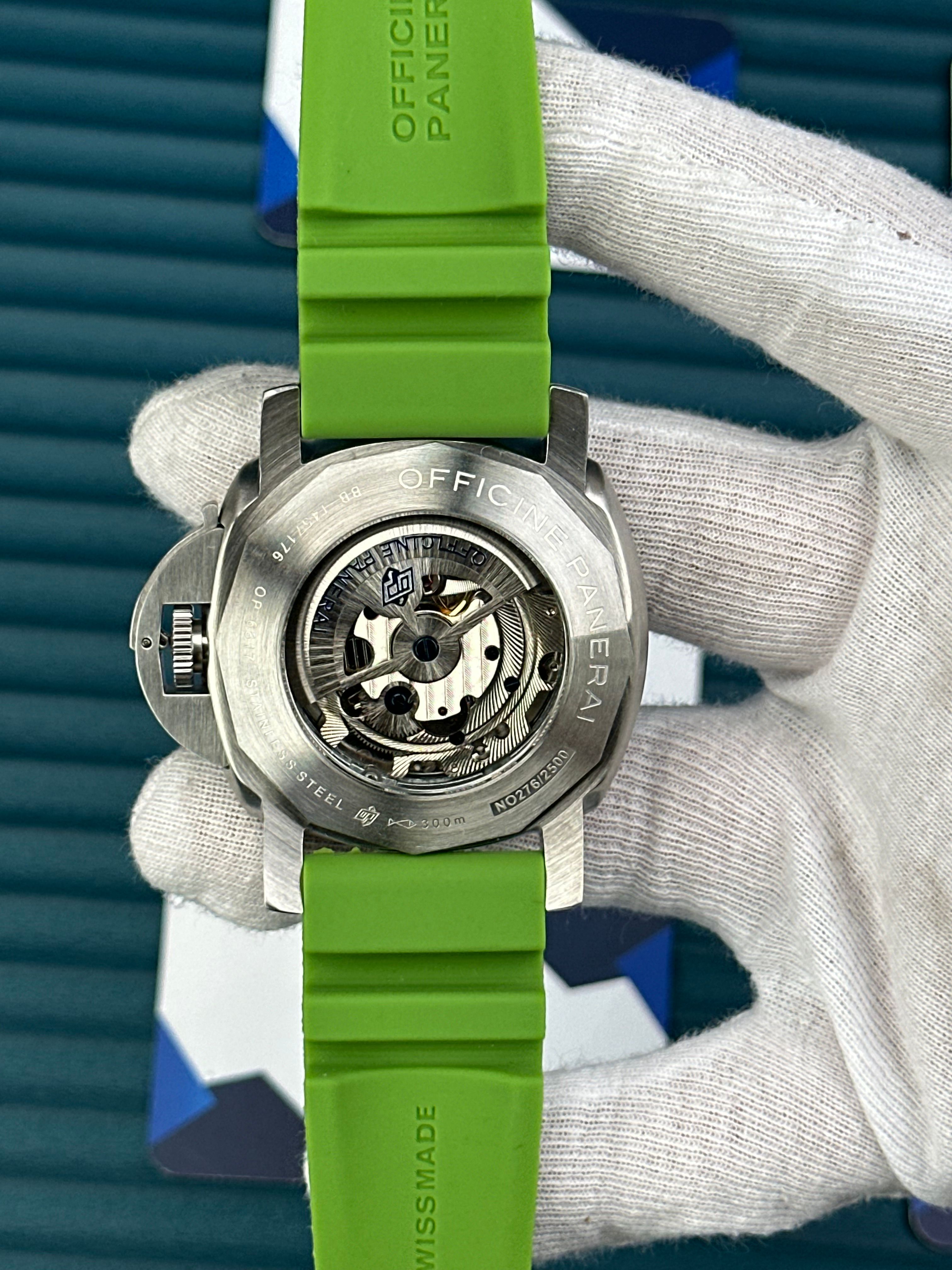 PANERAI SUBMERSIBLE CARBOTECH WHITE DIAL GREEN RUBBER