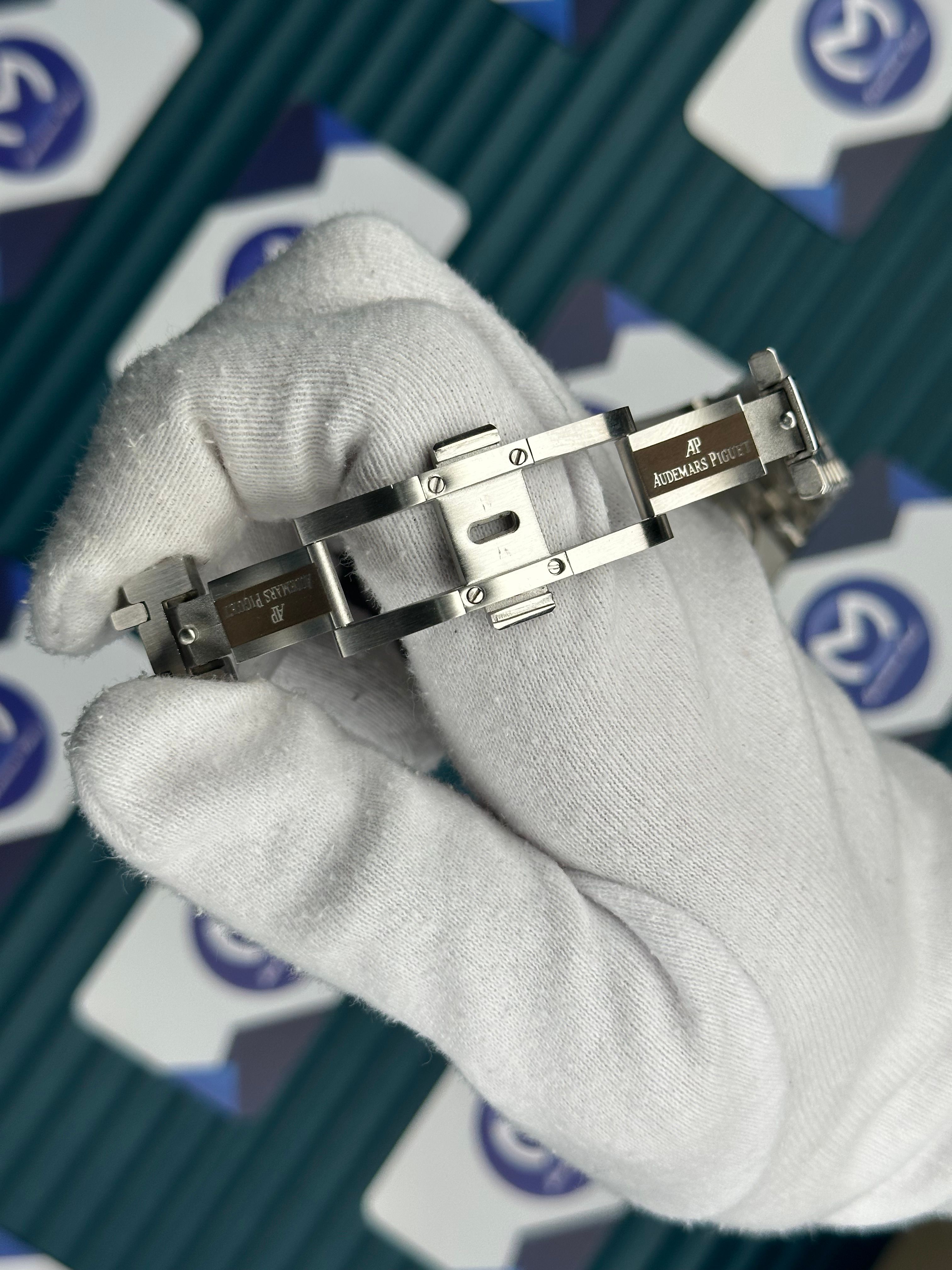 Audemars Piguet Royal Oak Gümüş Kordon Sarı Kadran Automatic
