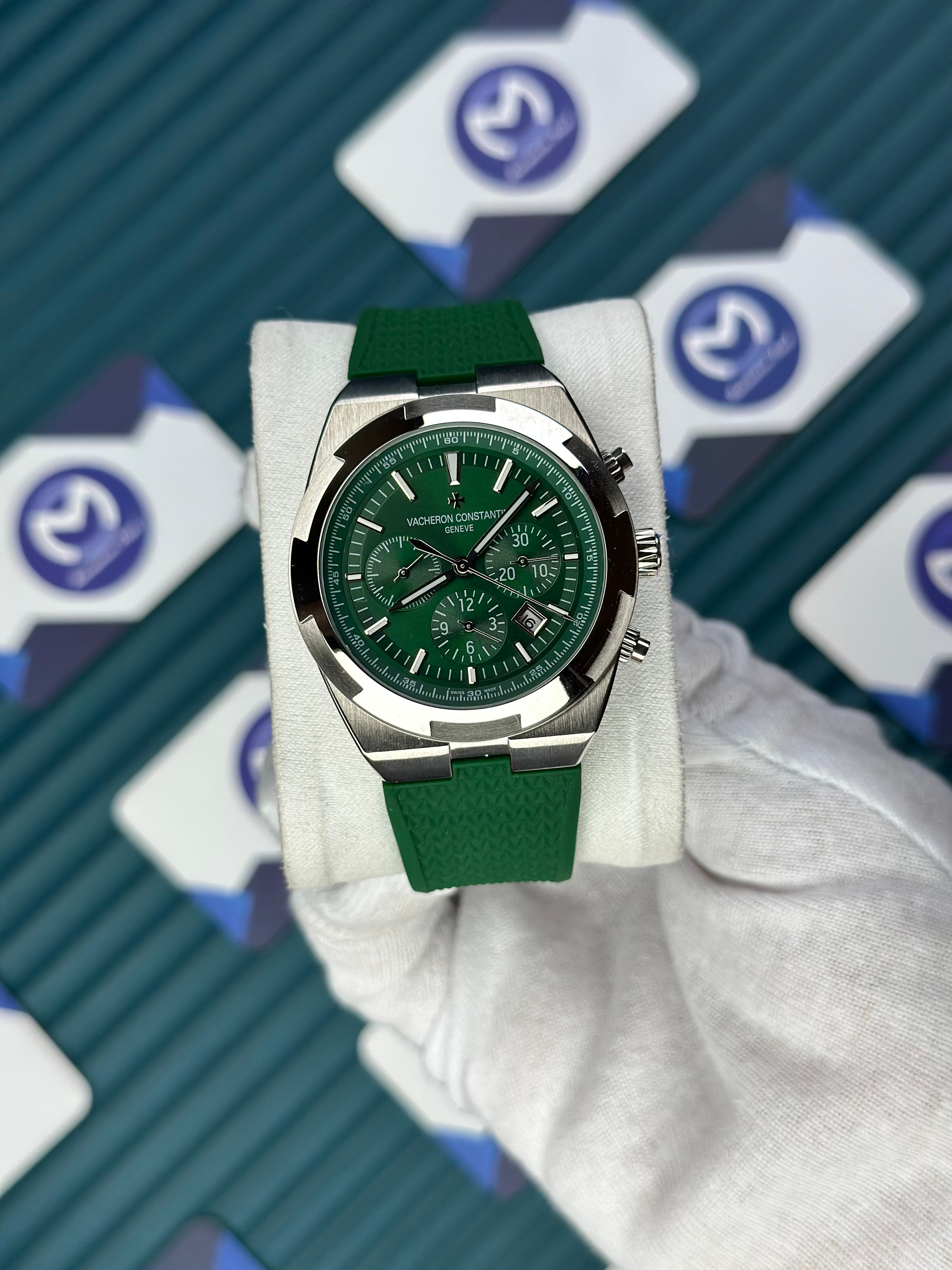 VACHERON CONSTANTIN GREEN DIAL SILVER CASE CHRONOGRAPH GREEN RUBBER
