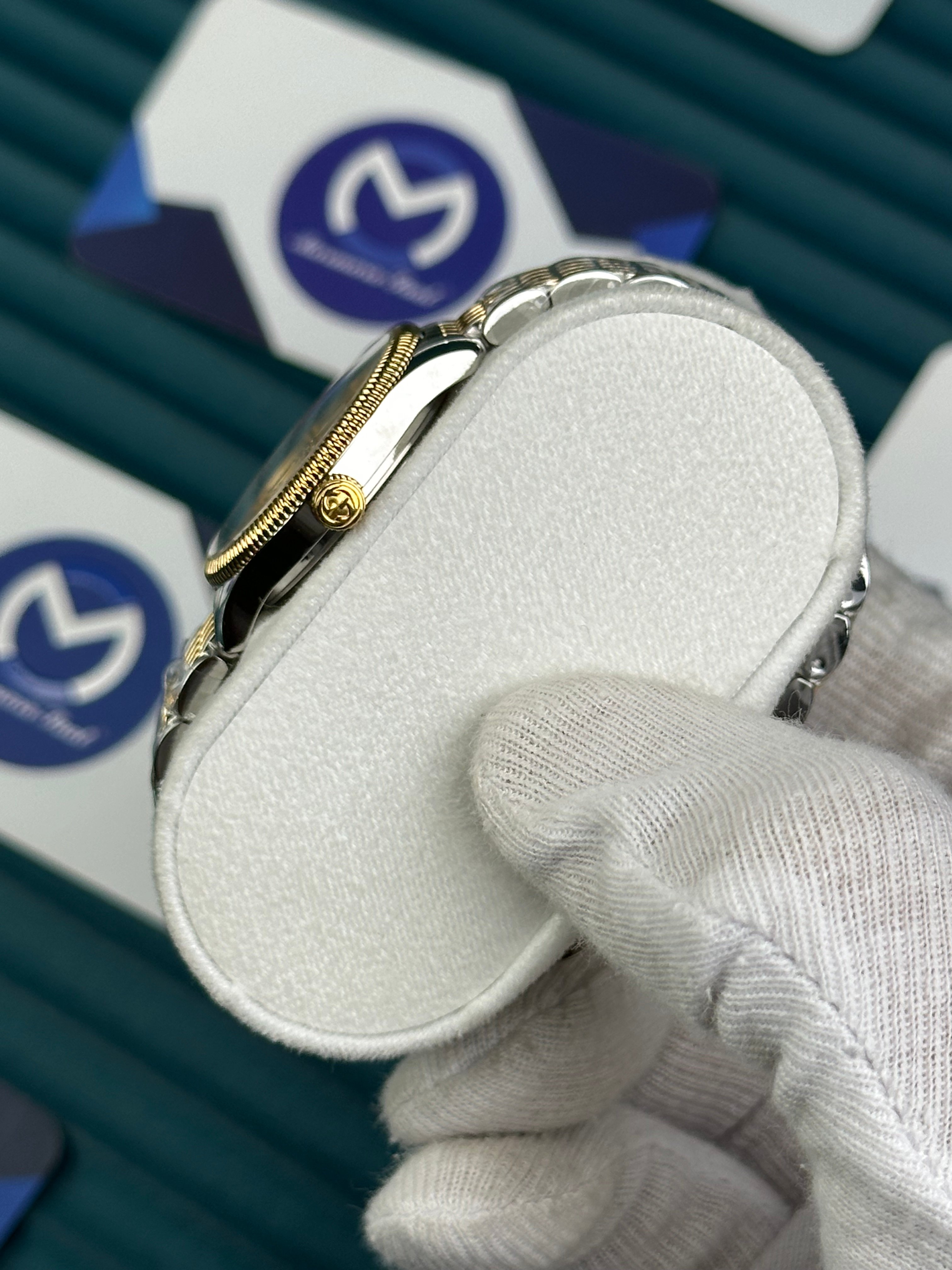 GUCCI GREEN DIAL SPINNING BUTTERFLY GOLD-SILVER