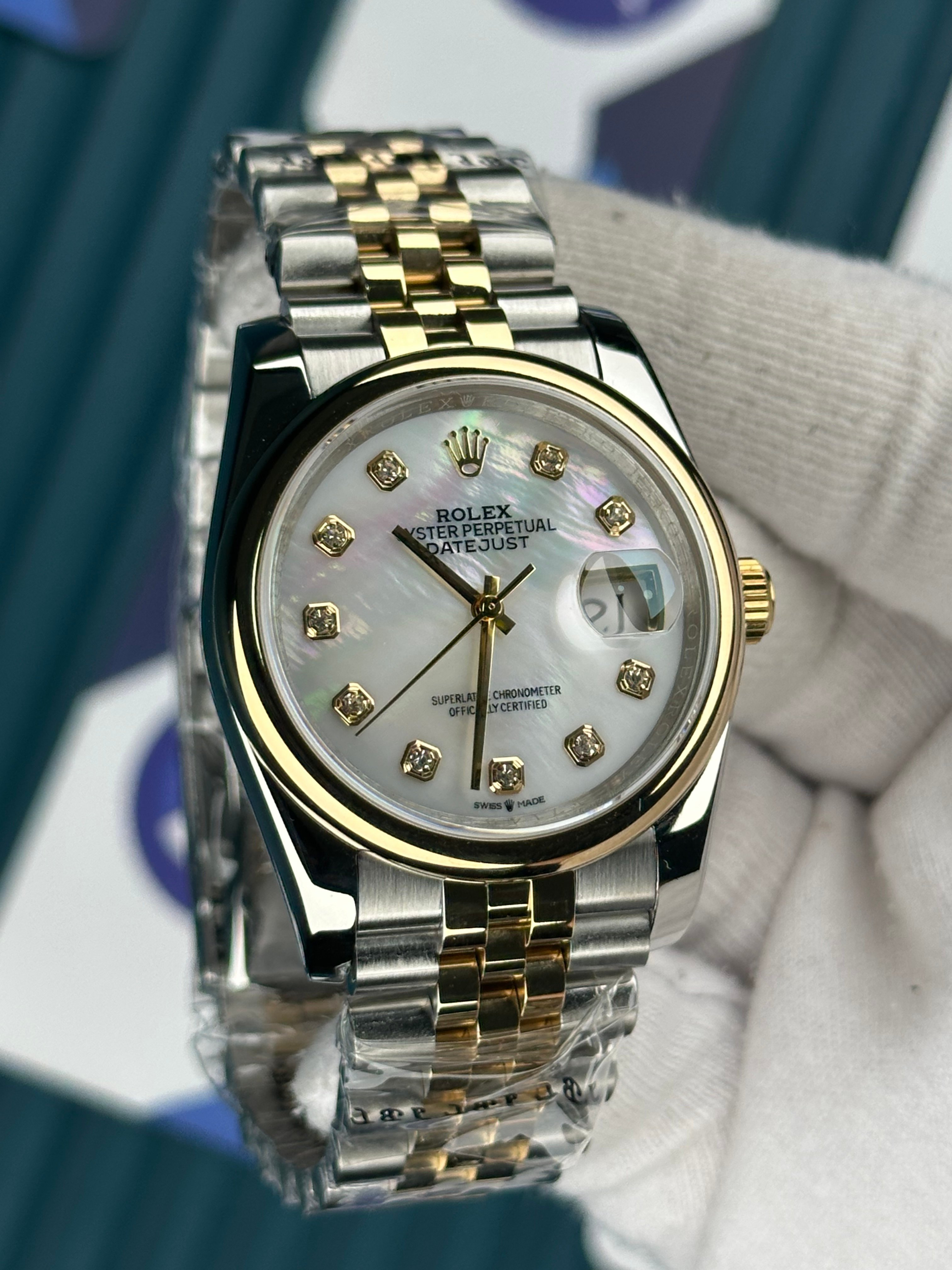 ROLEX 36 BEYAZ SEDEF DÜZ BEZEL PIRLANTA INDEX GOLD-SILVER JUBILEE