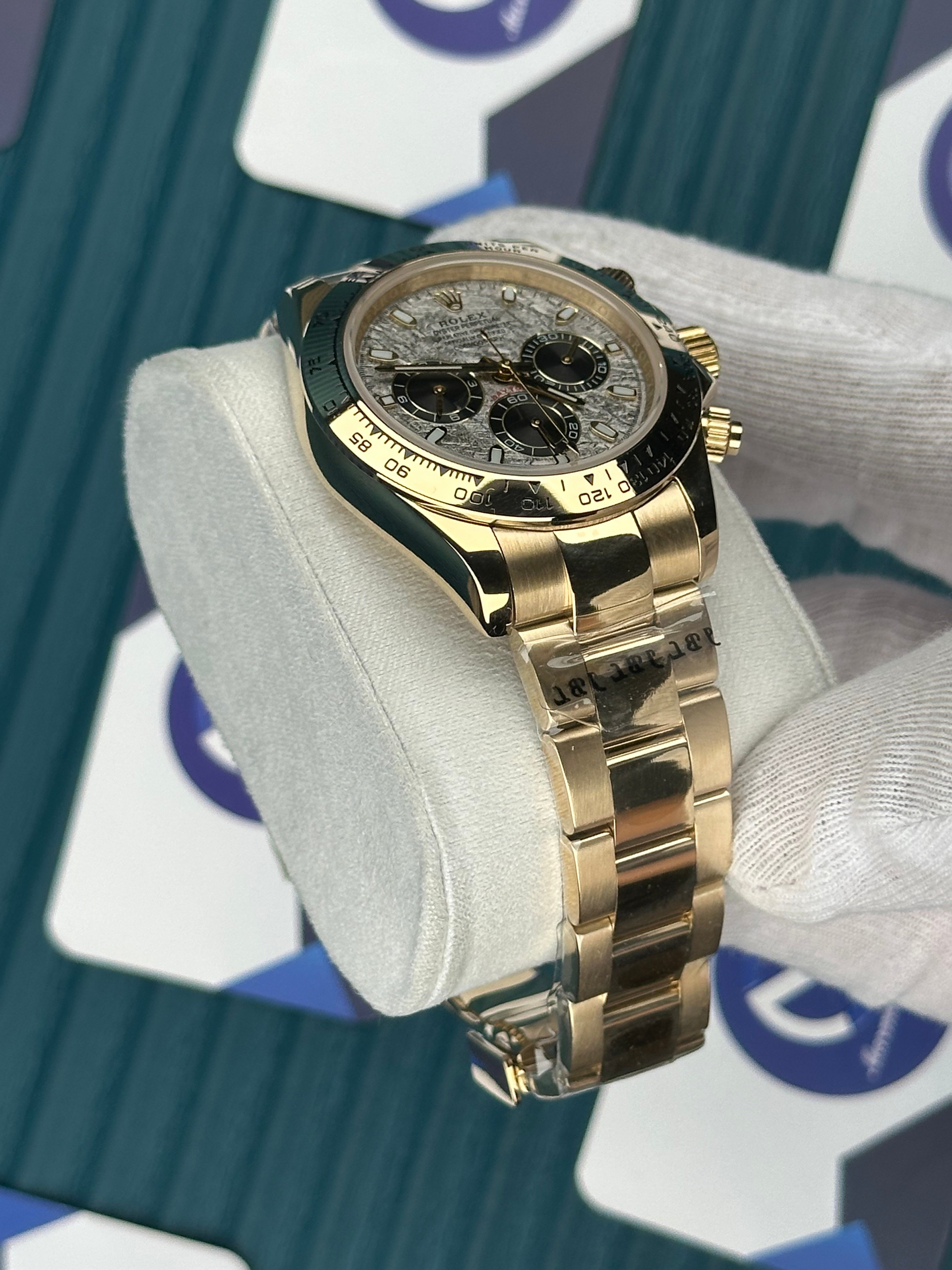 ROLEX DAYTONA GREY MOZAIK DIAL GOLD OYSTER