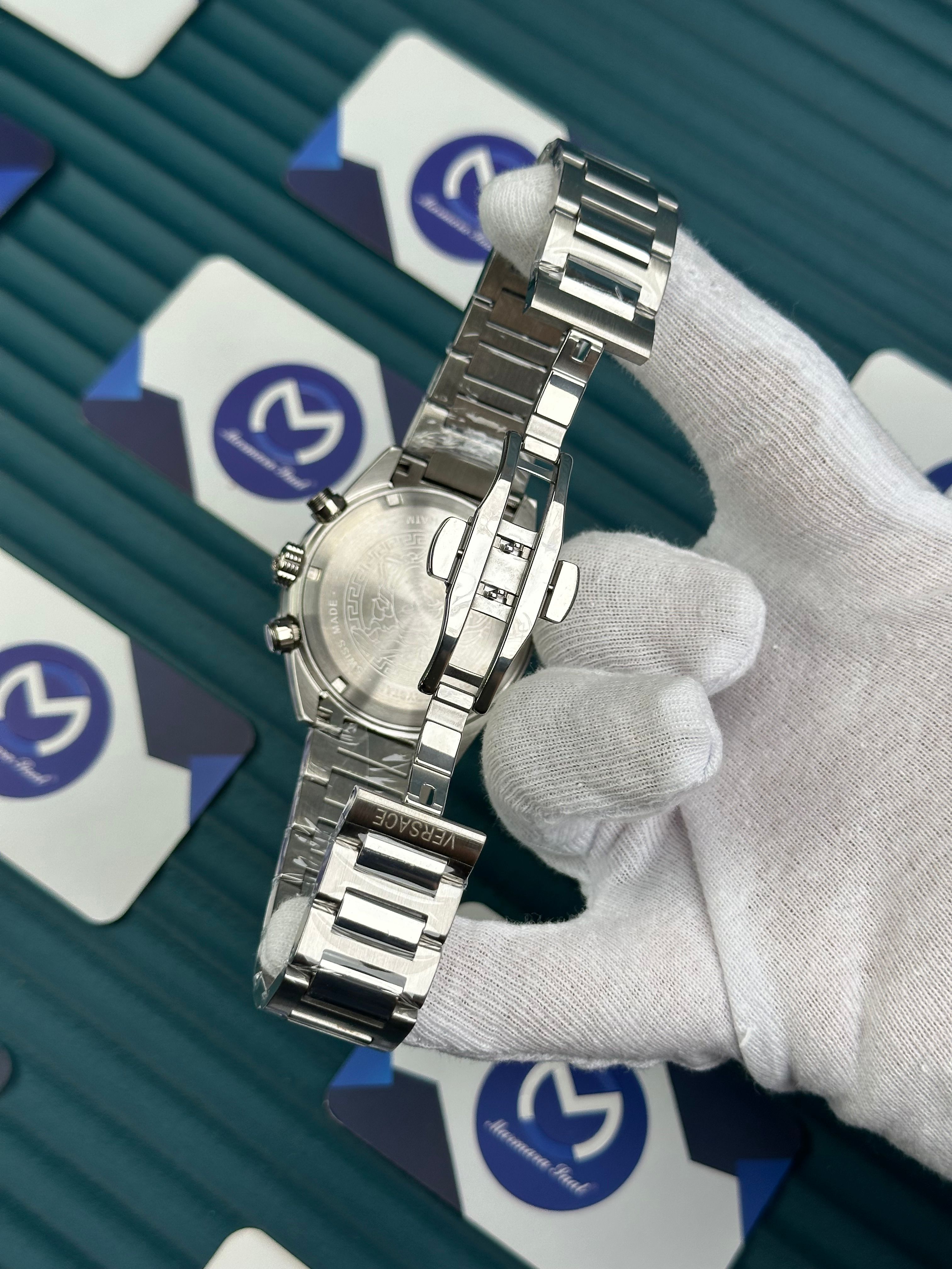 VERSACE BLUE DIAL CHRONOMOMETER NEW SEASON SILVER 