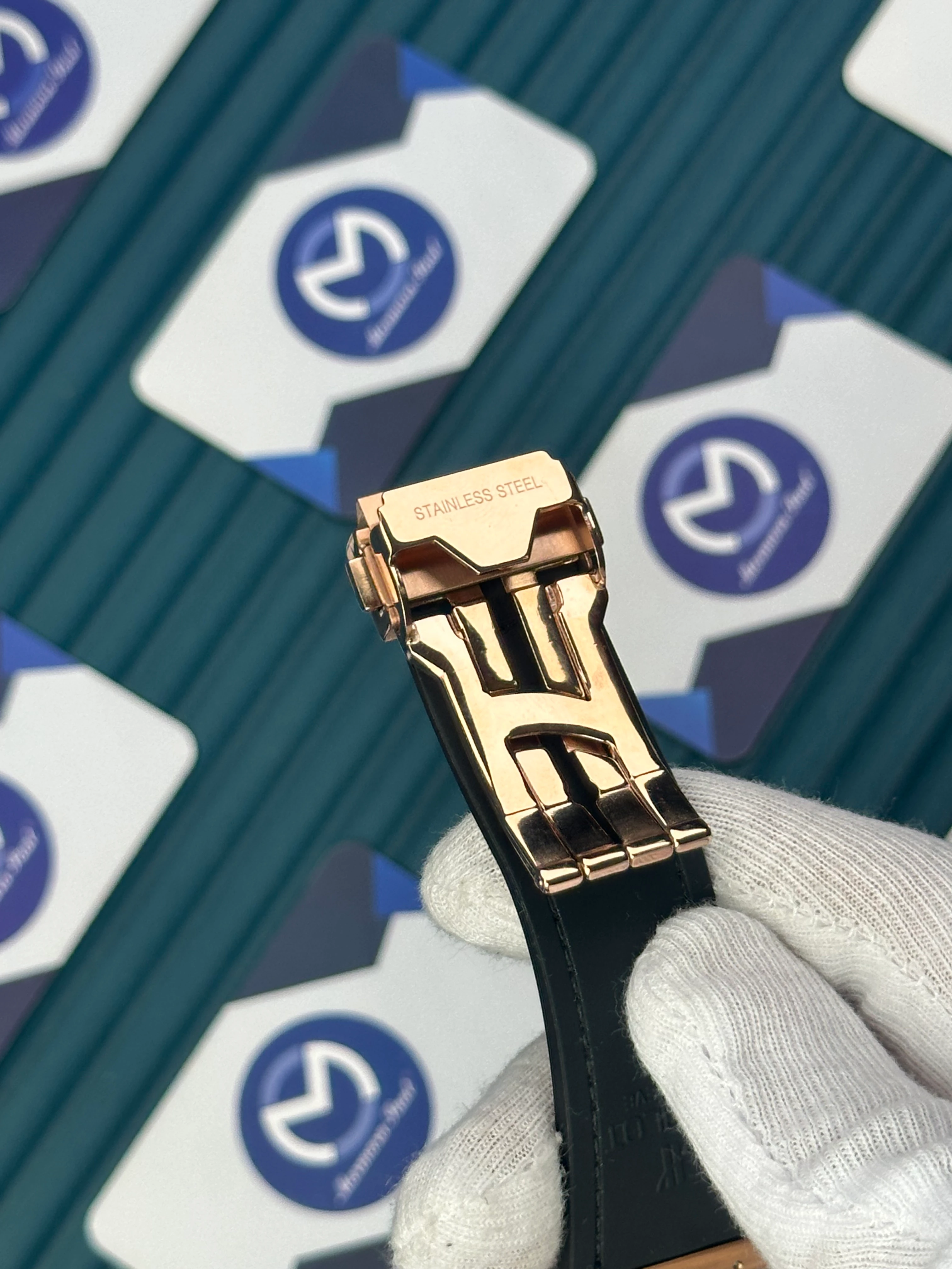 HUBLOT AUTOMATIC CLASSIC FUSHION VENDOME BEIGE DIAL ROSE CASE LIGHT BROWN LEATHER CORD 