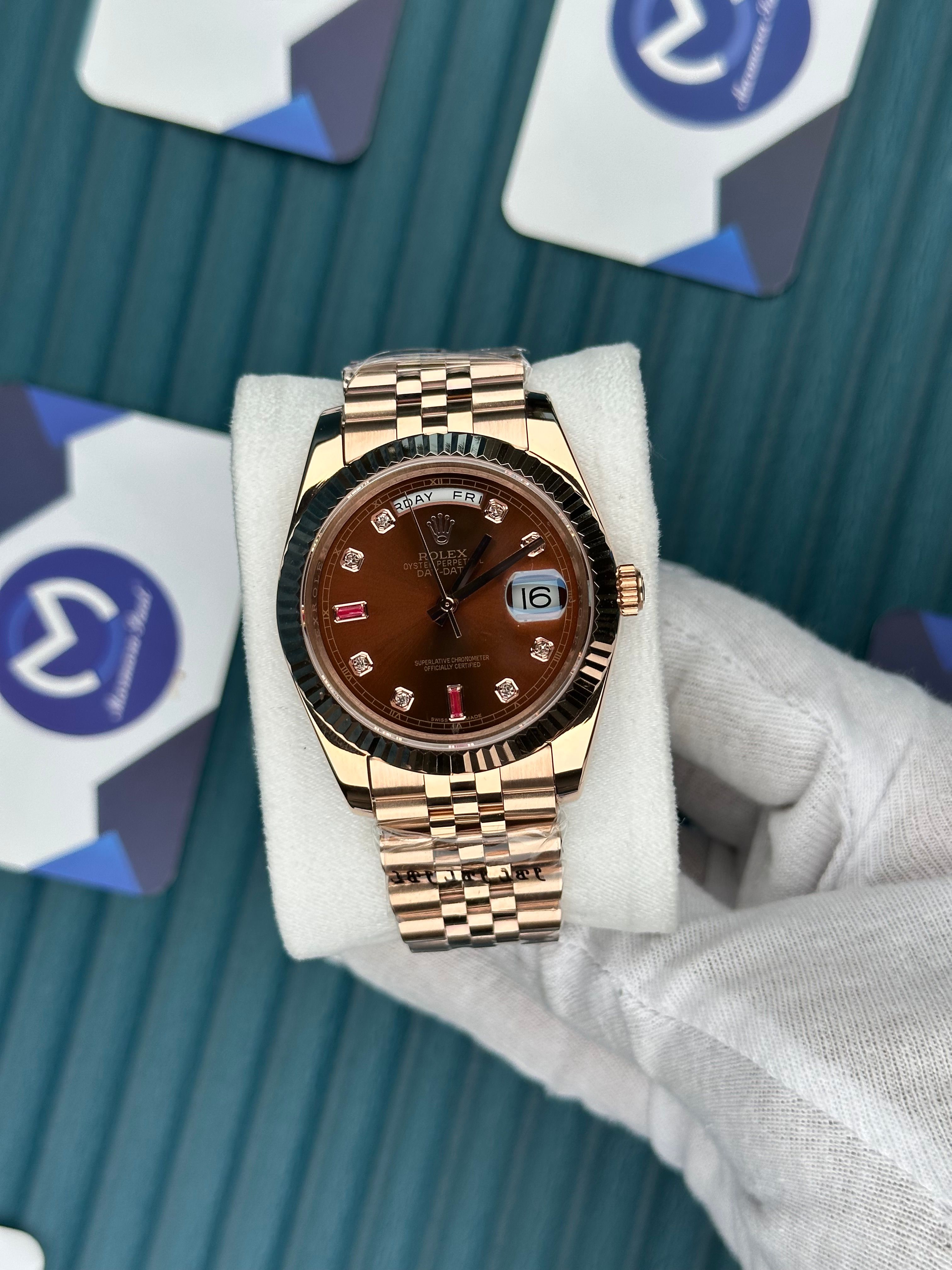 ROLEX DAY-DATE CHOCOLATE DIAL DIAMOND INDEX ROSE JUBILE