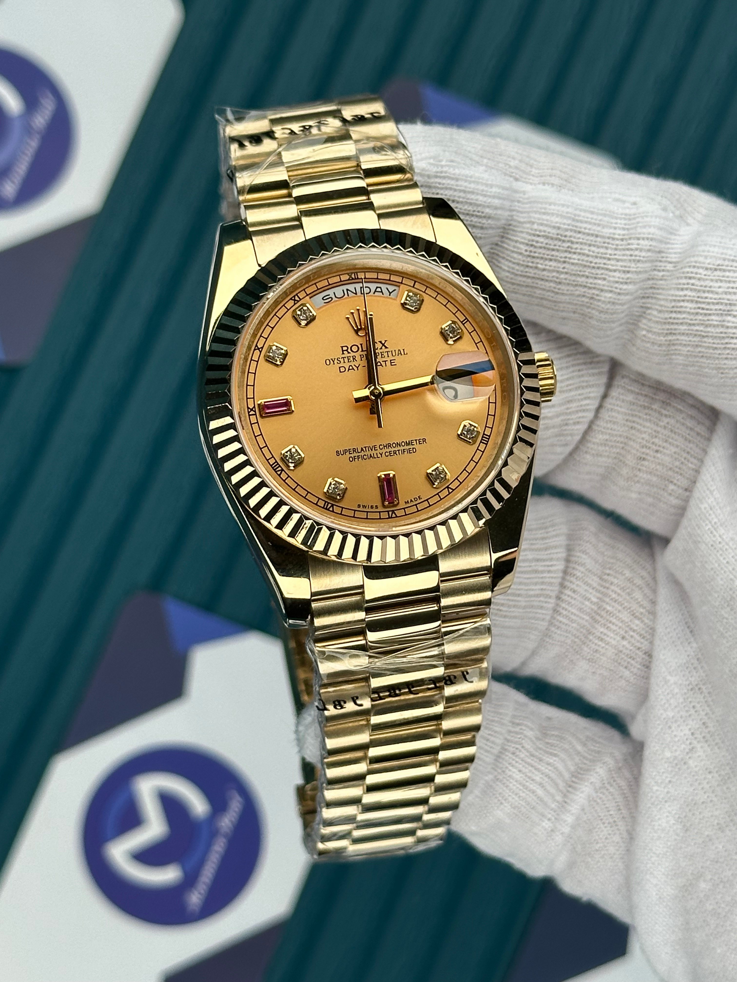 ROLEX DAY-DATE GOLD DIAL DIAMOND INDEX PRESIDENT GOLD