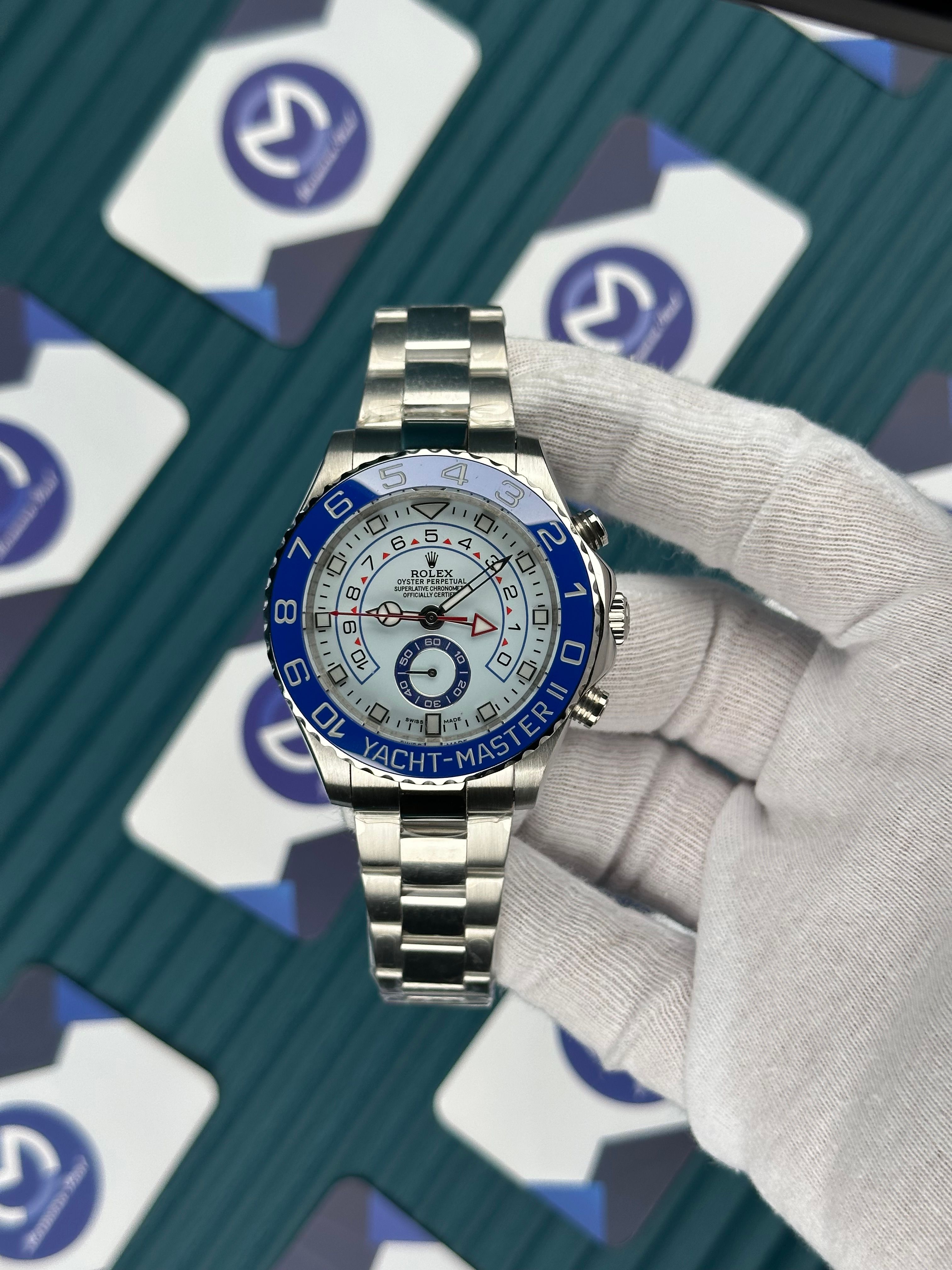 ROLEX YACHT-MASTER WHITE DIAL BLUE BEZEL SILVER OYSTER