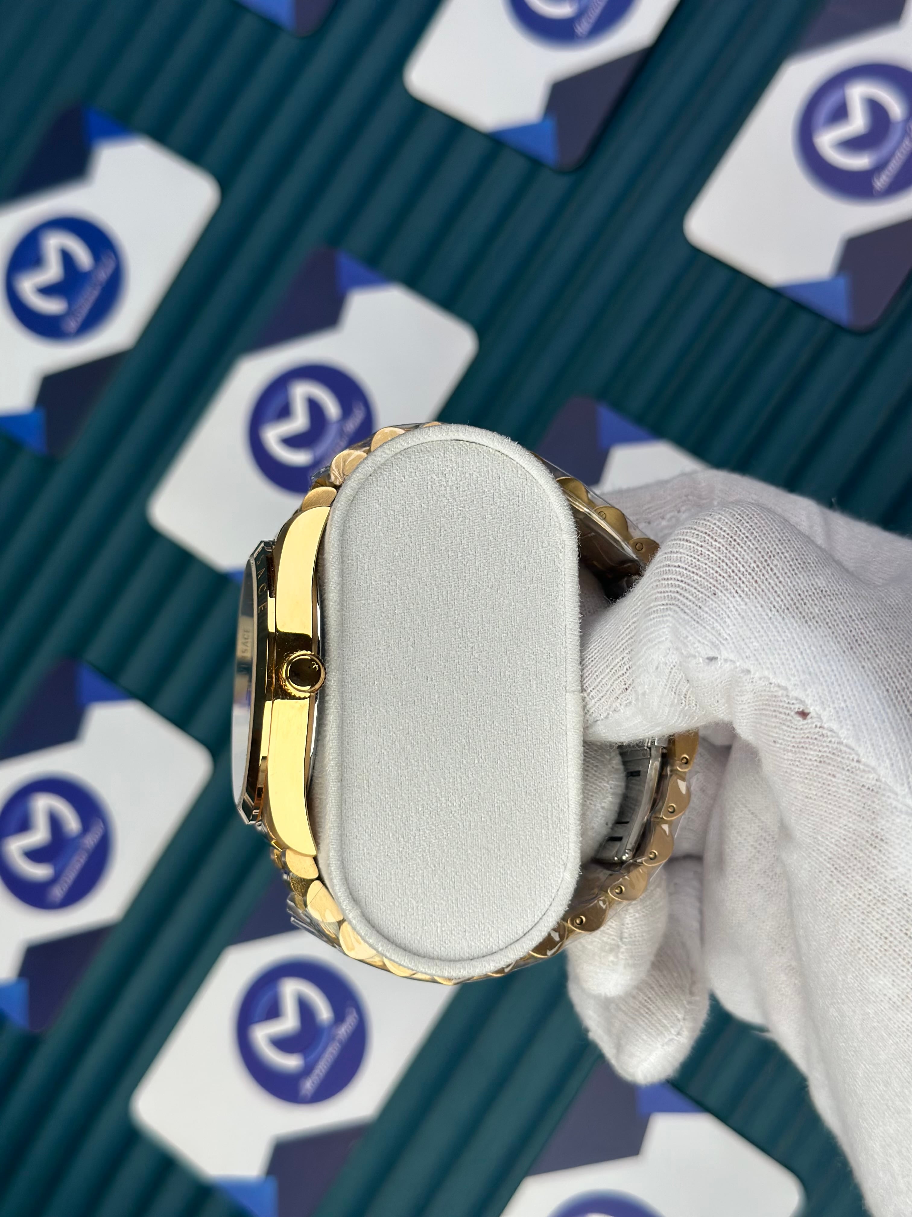VERSACE NEW NAVY BLUE DIAL GOLD PRESIDENT