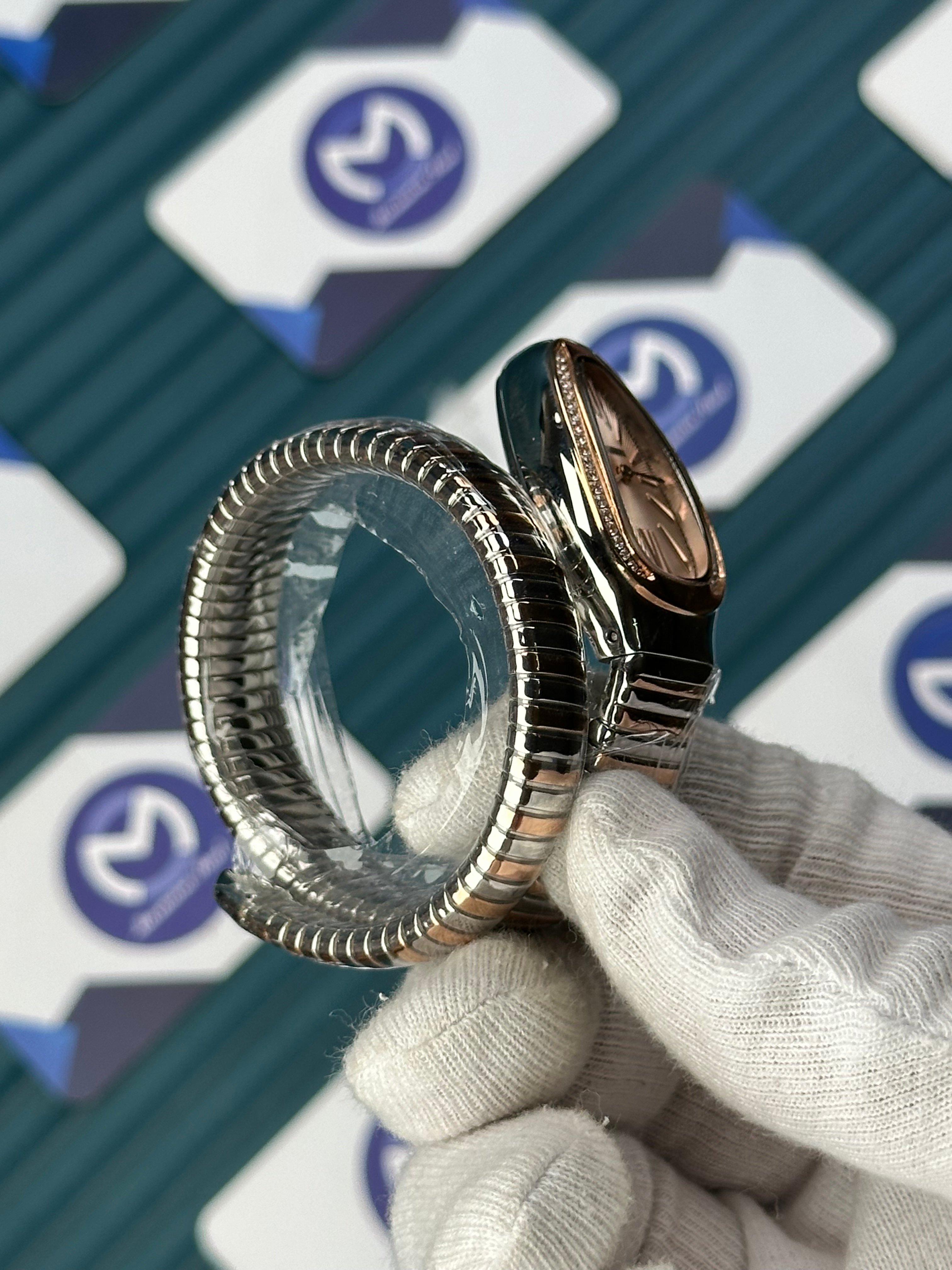 BVLGARI SERPENTI CHAMPAGNE DIAL DIAMOND BEZEL ROSE-SILVER SHORT TUBOGAS