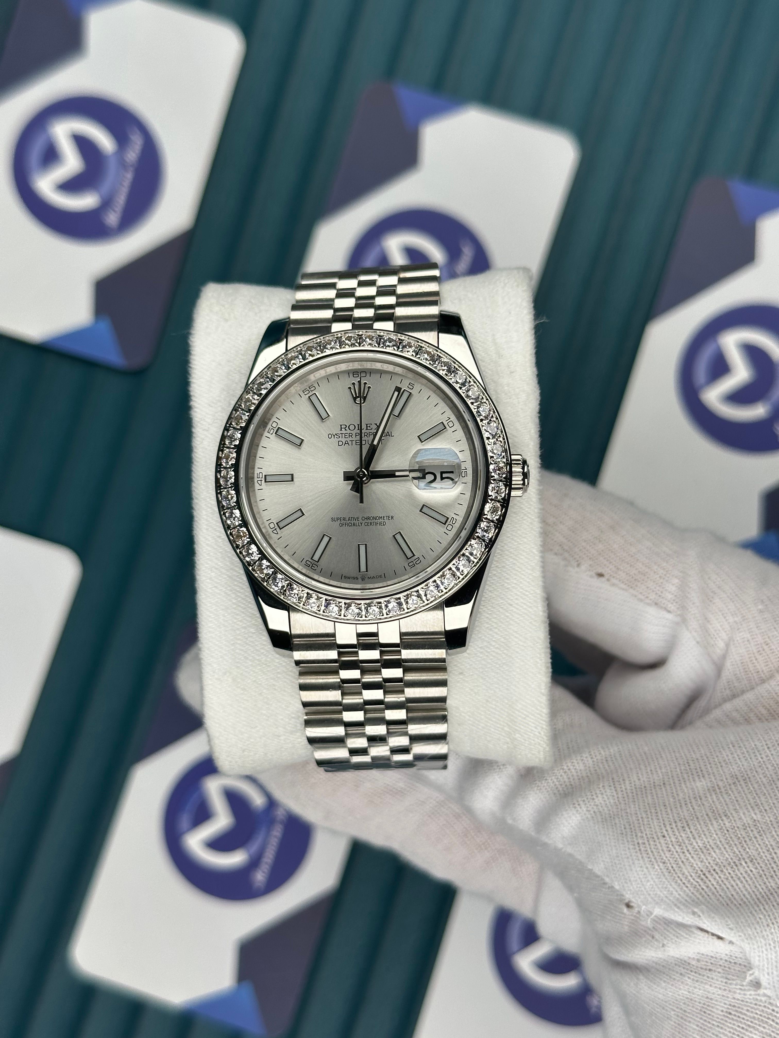 ROLEX DATEJUST WHITE DIAL DIAMOND BEZEL SILVER JUBILE