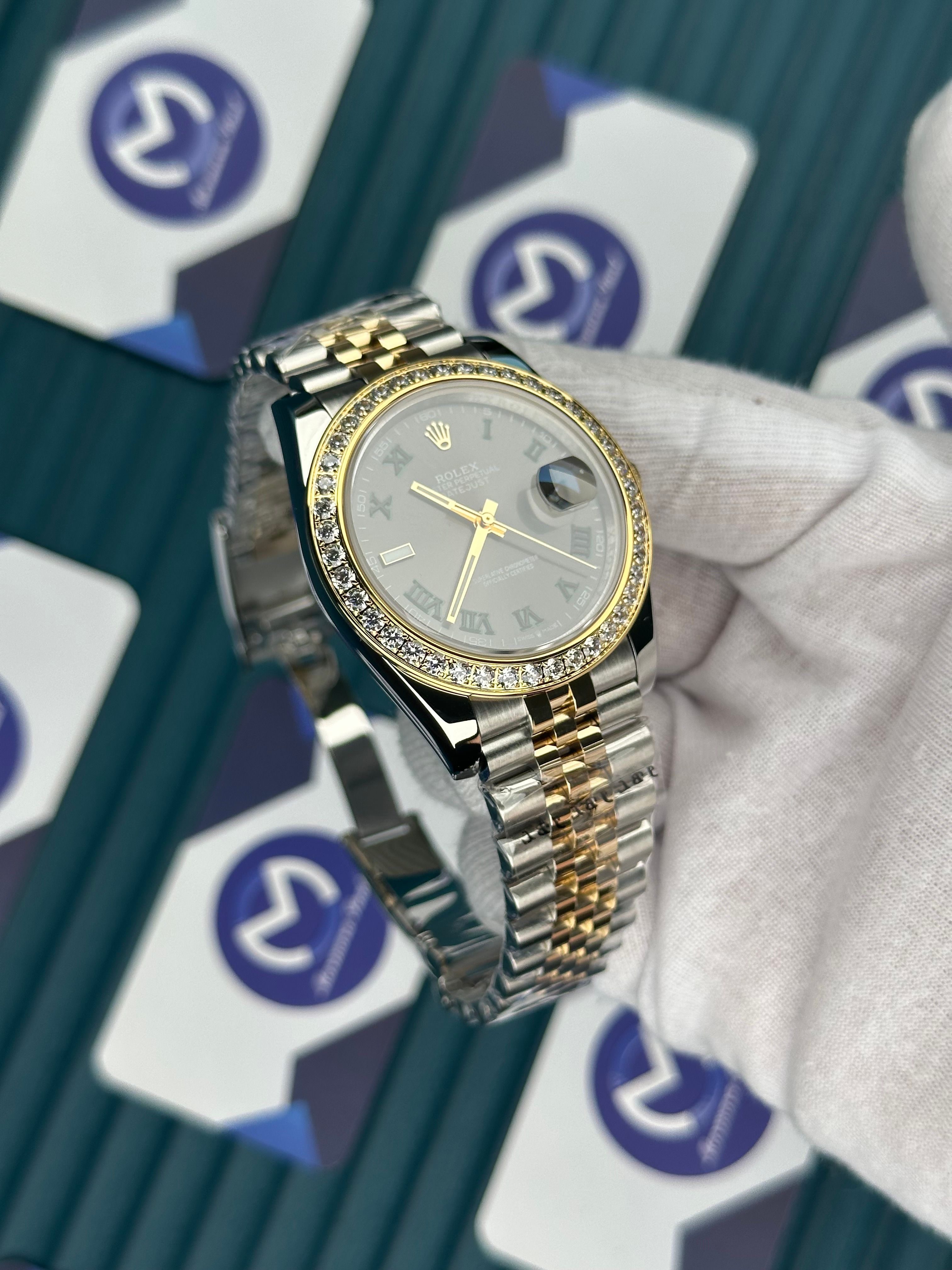 ROLEX DATEJUST ARDUVAZ DIAMOND BEZEL GOLD-SILVER JUBILE