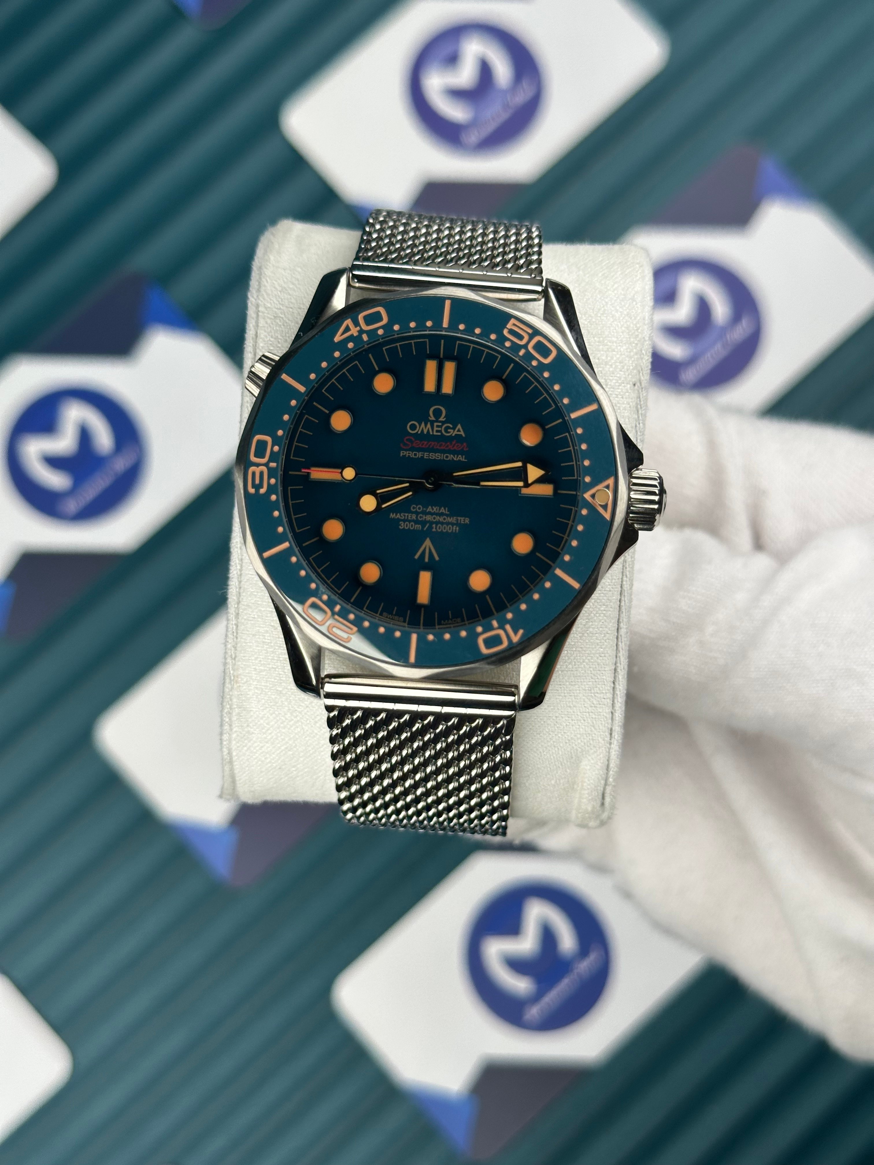 Omega Seamaster Diver 300m James Bond 007 Siyah