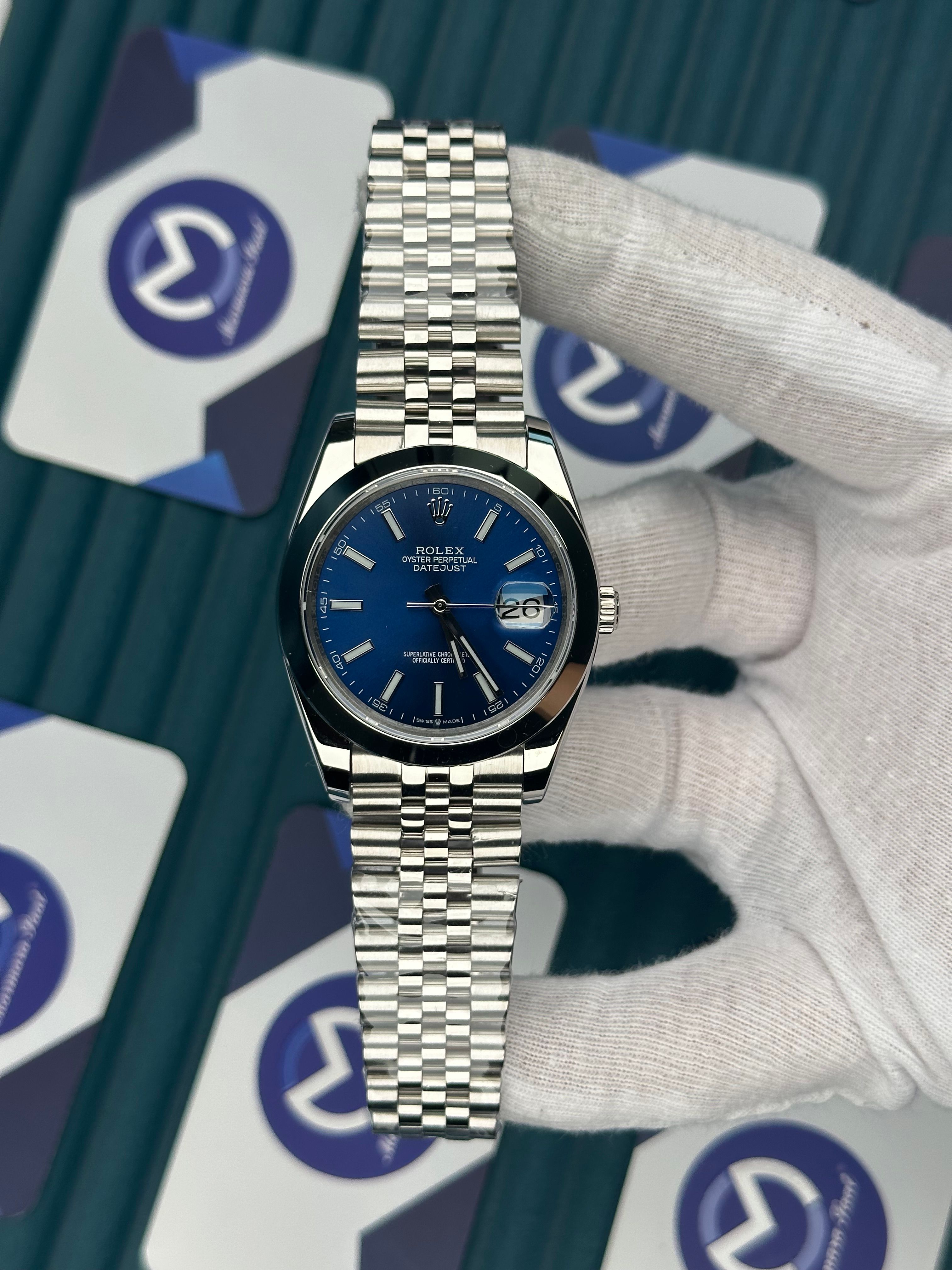 ROLEX DATEJUST BLUE DIAL OVAL BEZEL SILVER JUBILE