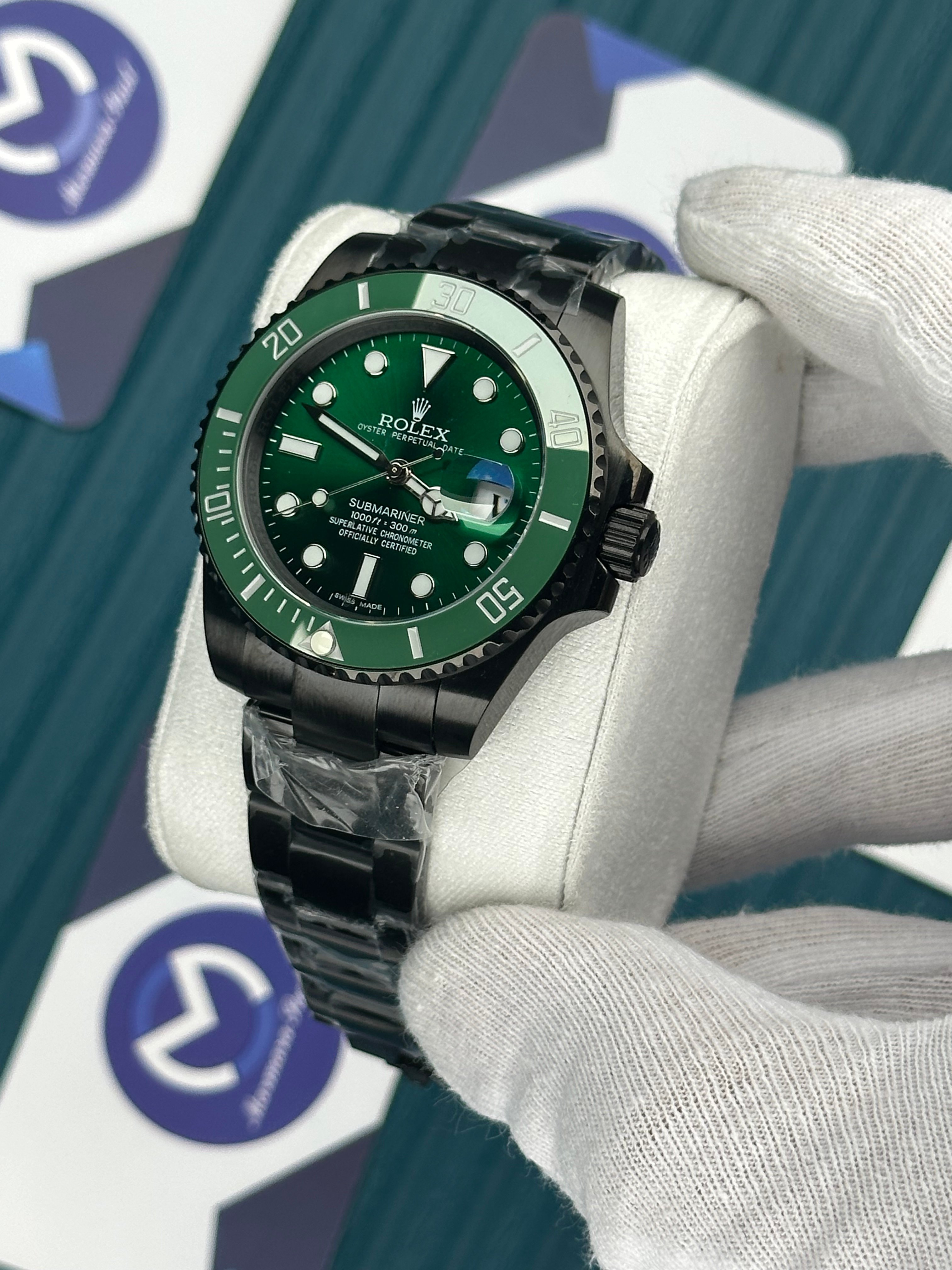 ROLEX SUBMARINER GREEN DIAL BLACK OYSTER