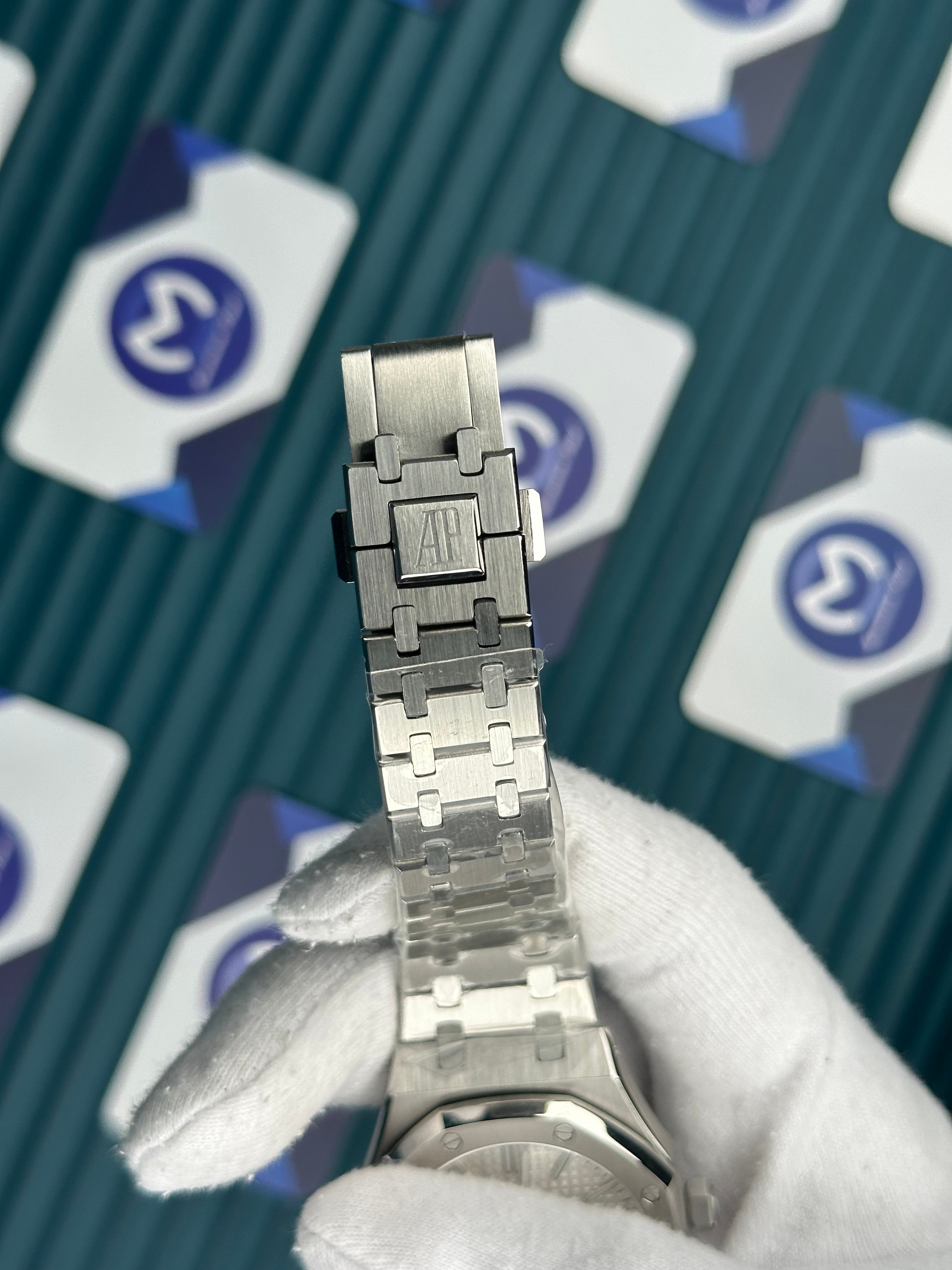 Audemars Piguet Royal Oak Gümüş Kordon Gri Kadran Beyaz Chronograph