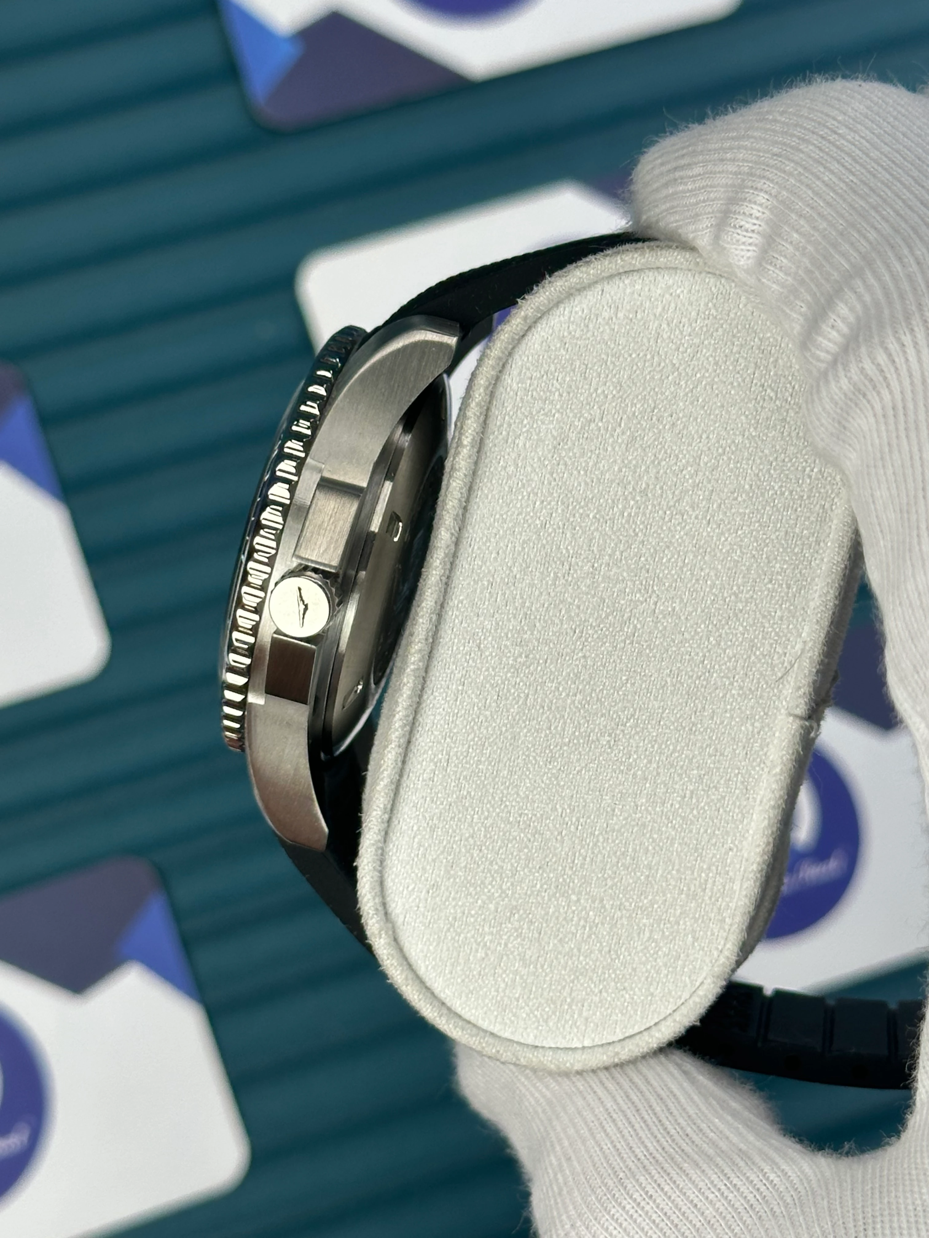 LONGINES HYDROCONQUEST AUTOMATIC BLACK DIAL BLACK RUBBER