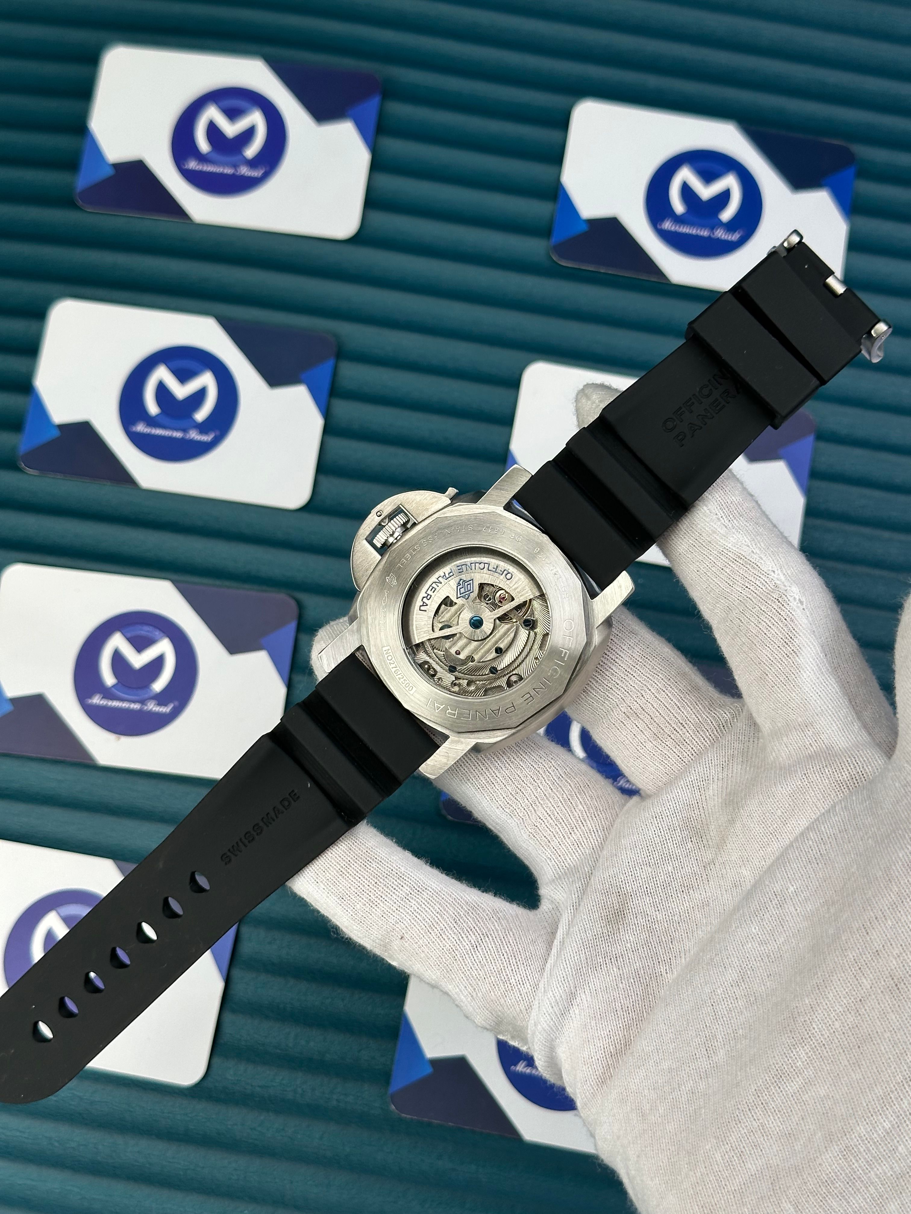 LUMINOR PANERAI SUBMERSIBLE CARBOTECH WHITE DIAL BLACK RUBBER
