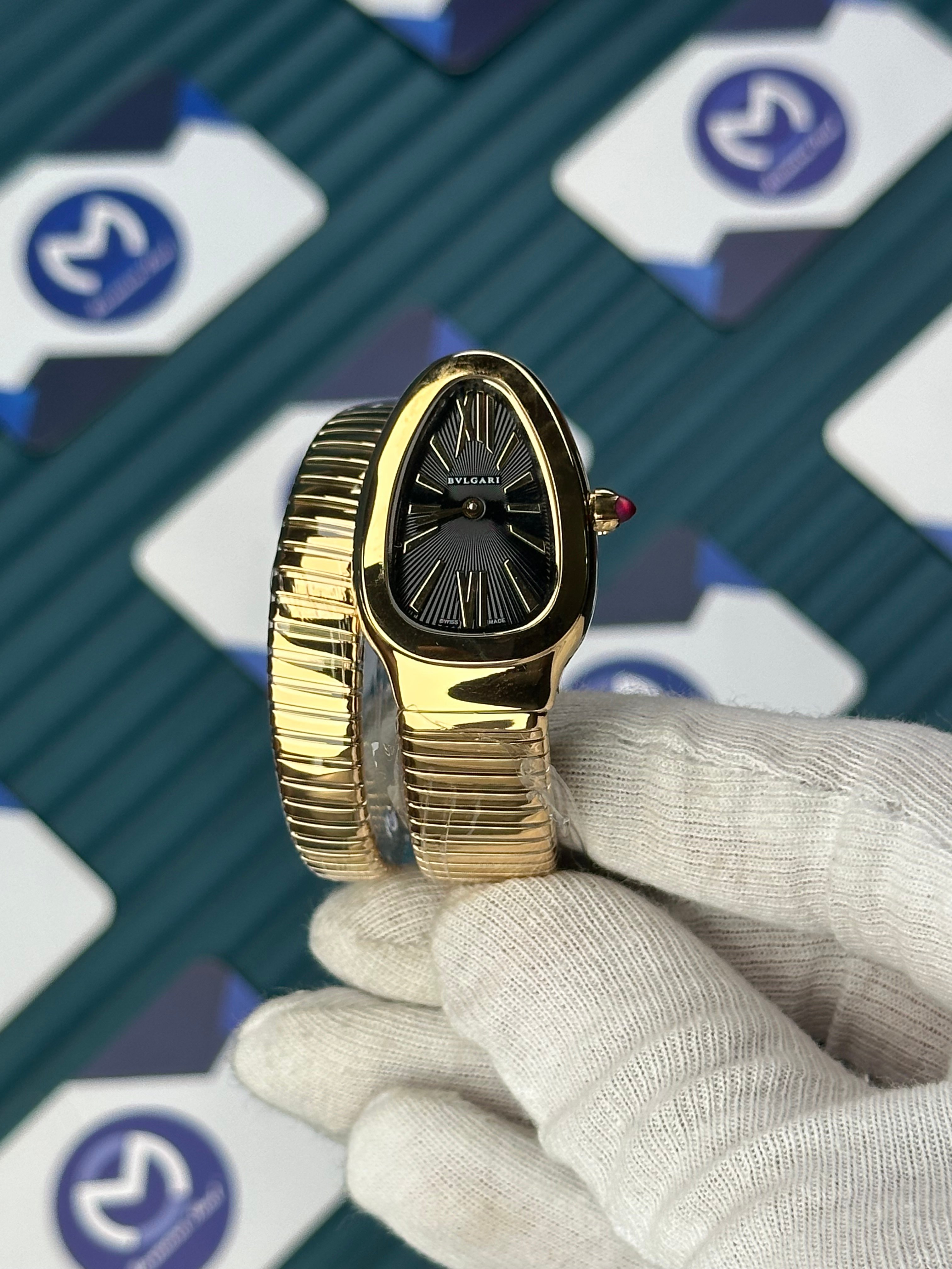 BVLGARI SERPENTI BLACK DIAL GOLD SHORT TUBOGAS