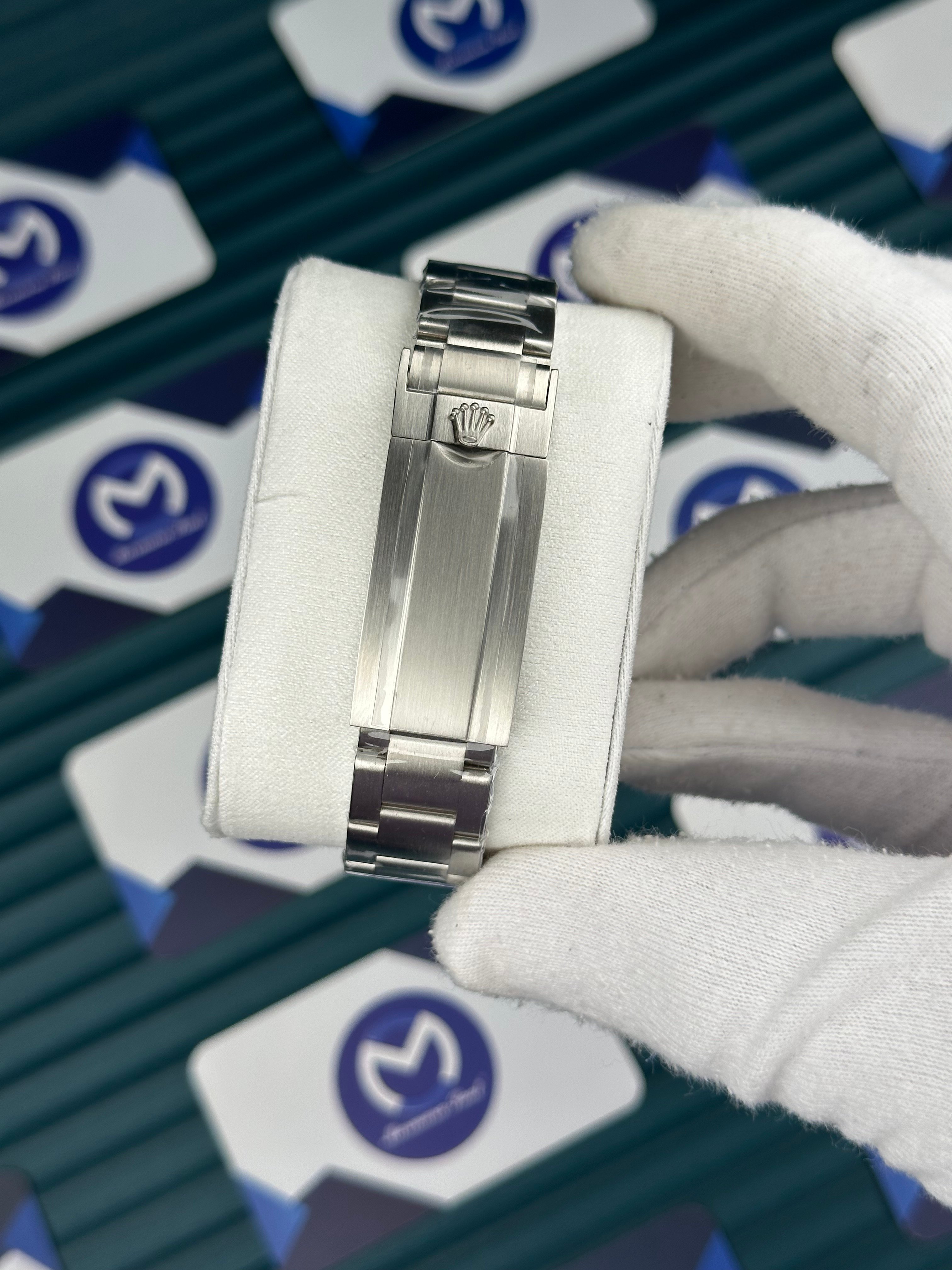 Submariner Seramik Mavi Bezel Siyah Kadran