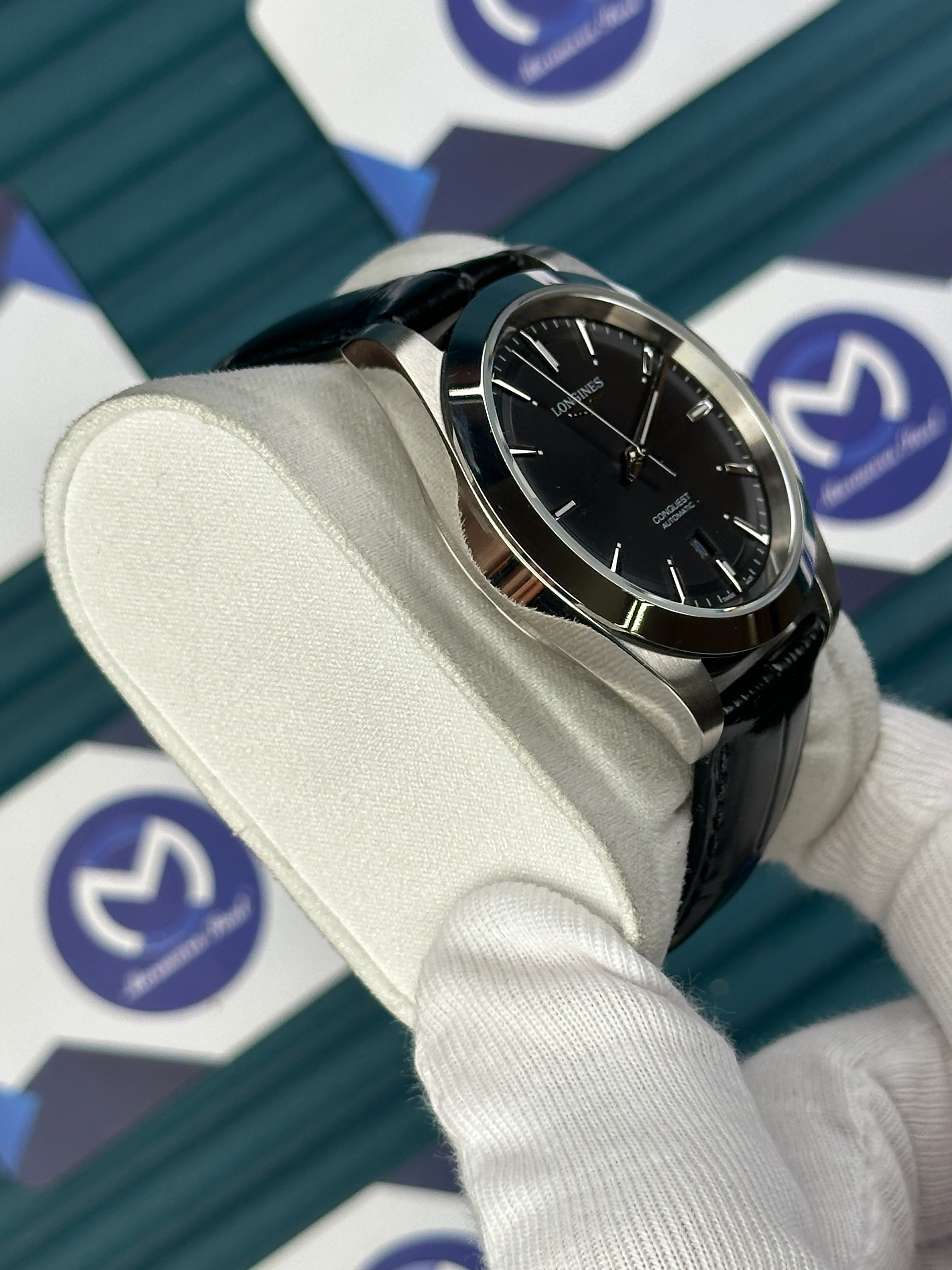 LONGINES CONQUEST AUTOMATIC BLACK DIAL SILVER CASE BLACK LEATHER 