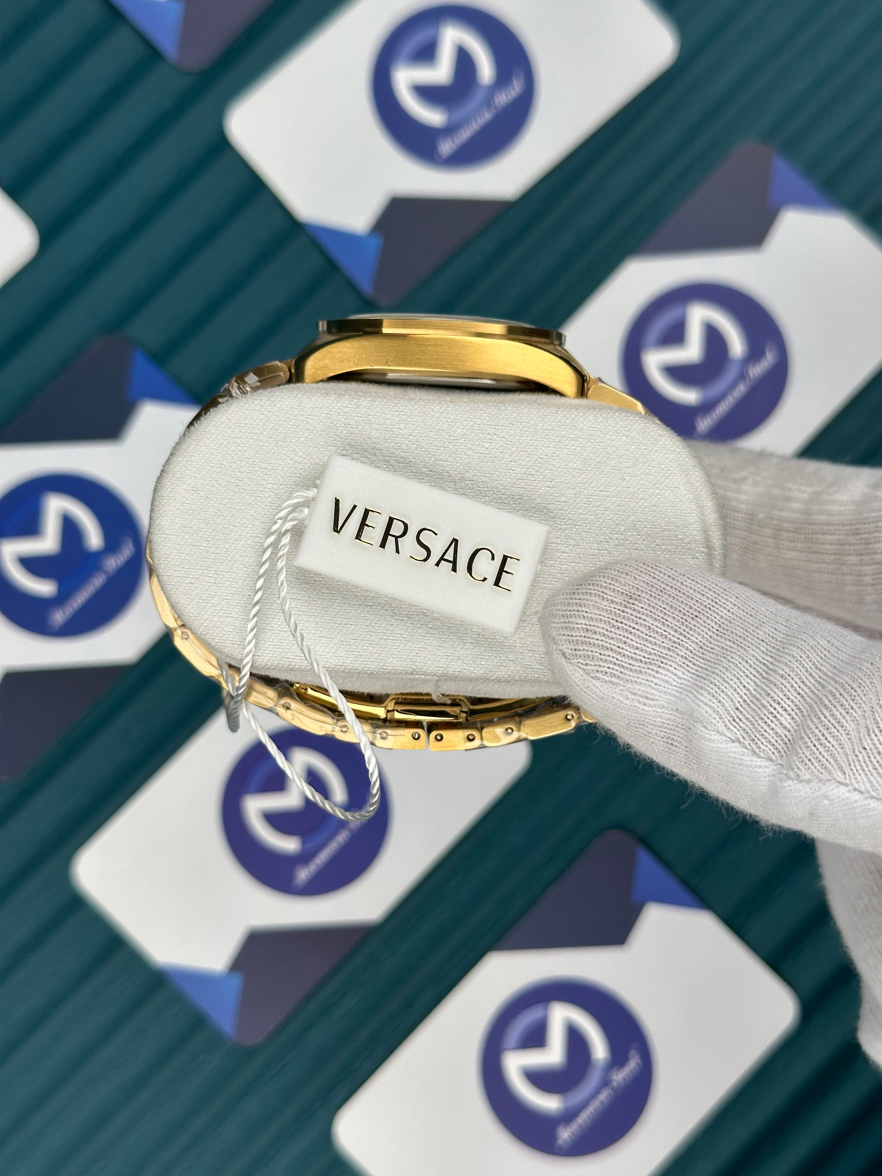 VERSACE 36 GOLD KADRAN DESENLİ BEZEL GOLD KORDON