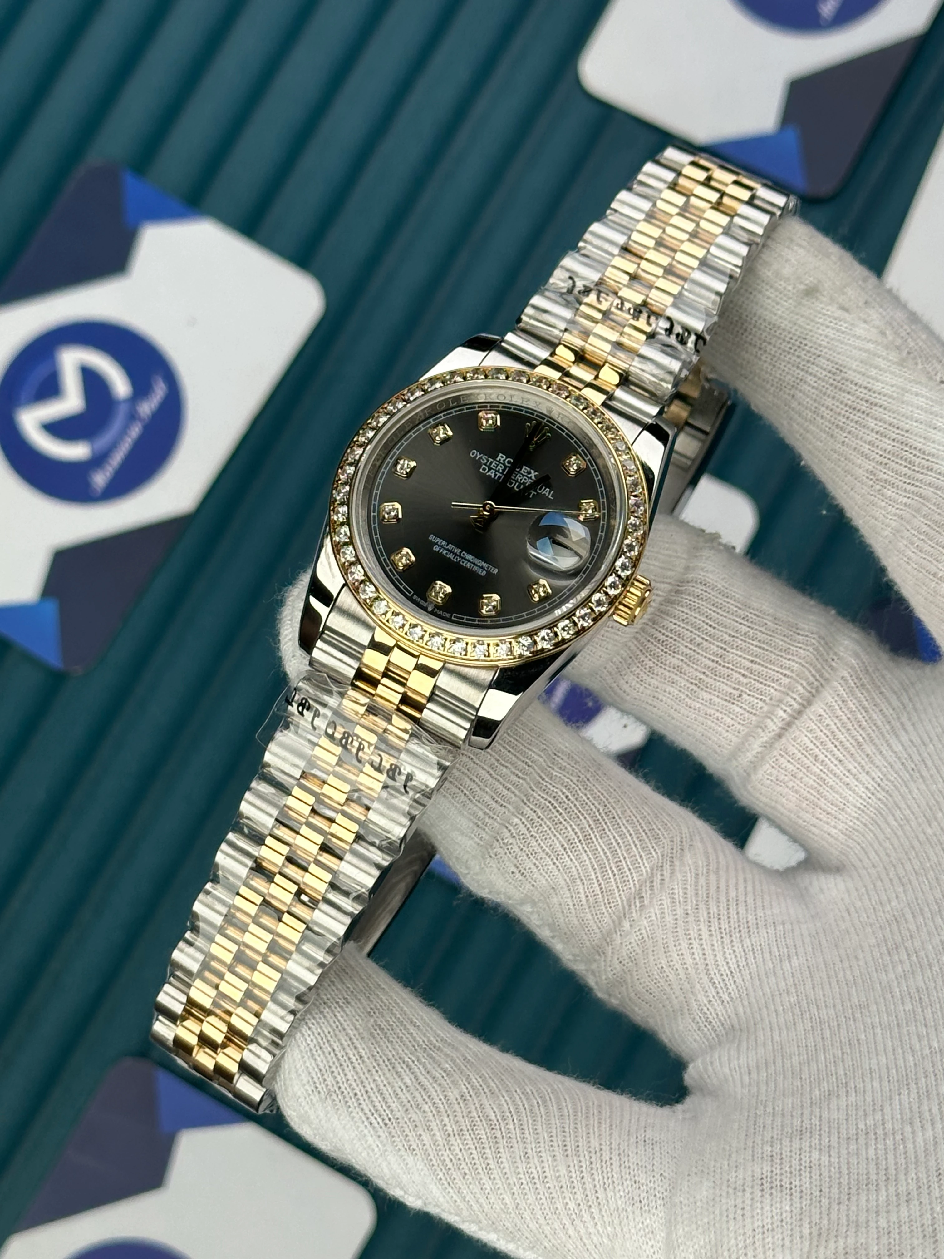 ROLEX 36 MM DATEJUST GREY DIAL DIAMOND INDEX AND BEZEL GOLD-SILVER JUBILE 